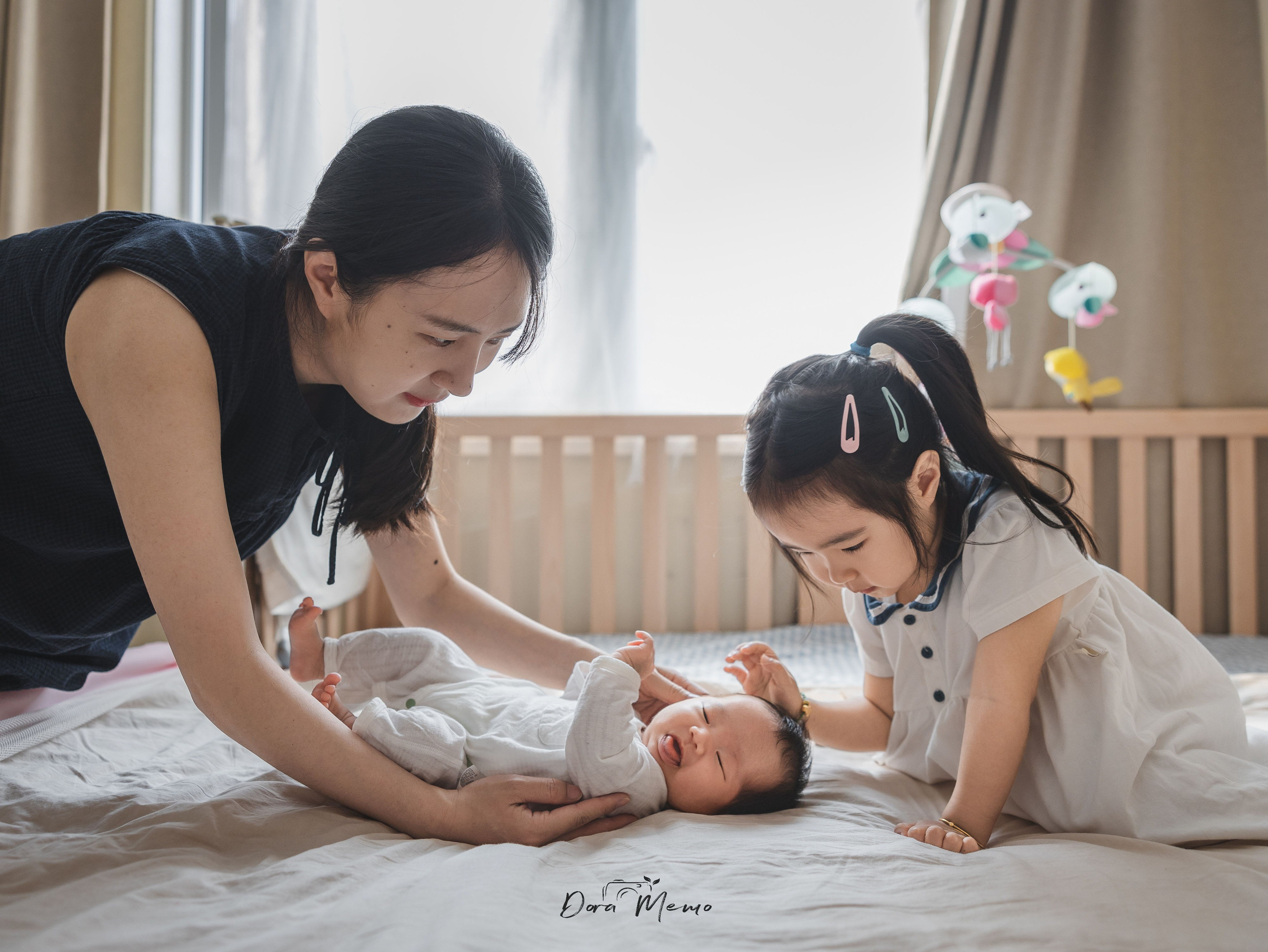 The baby’s one-month celebration. Shanghai Family Photographer Dora