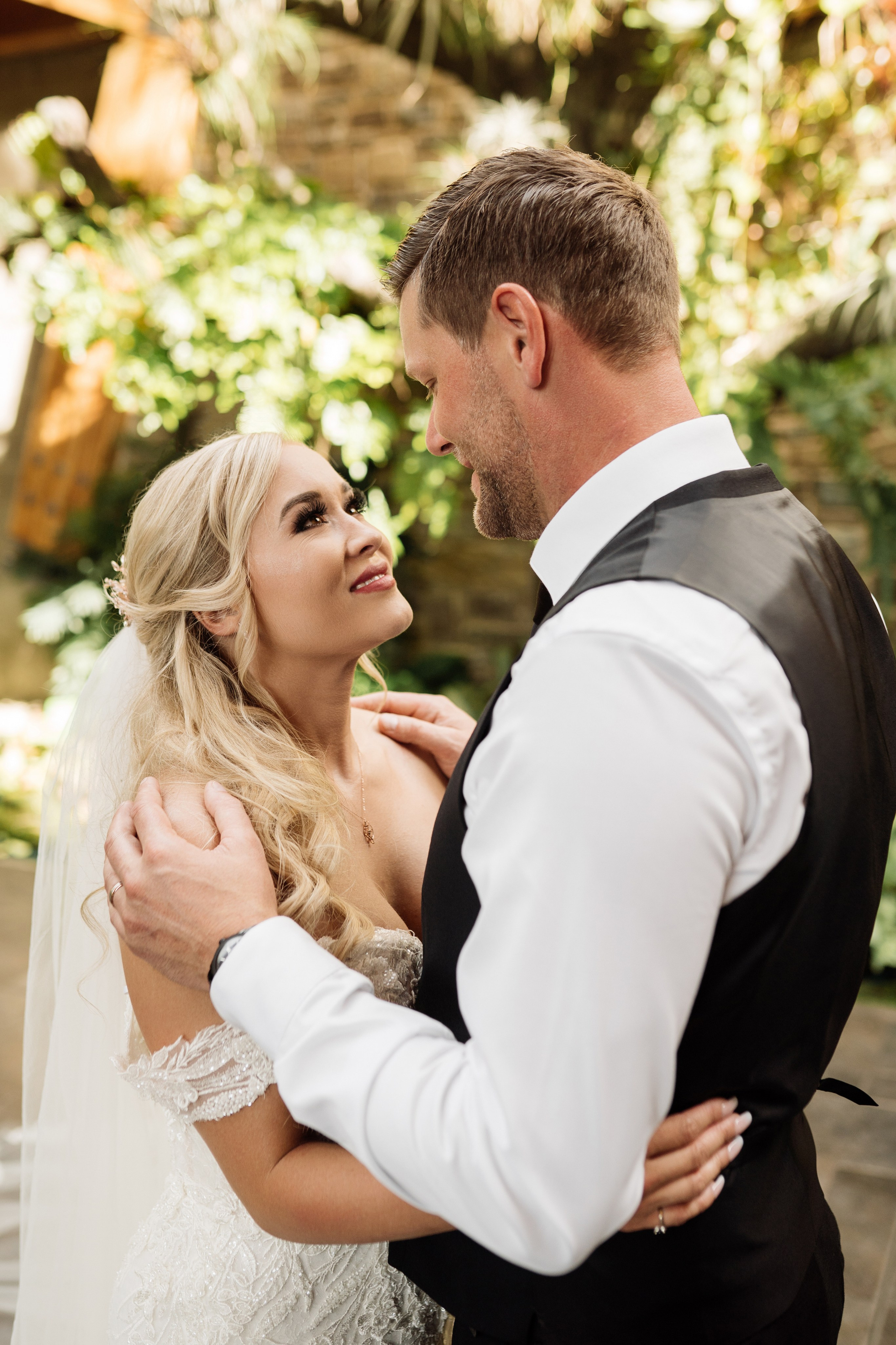 Wedding. Wedding and family photographer in Calgary Kate Beliaeva