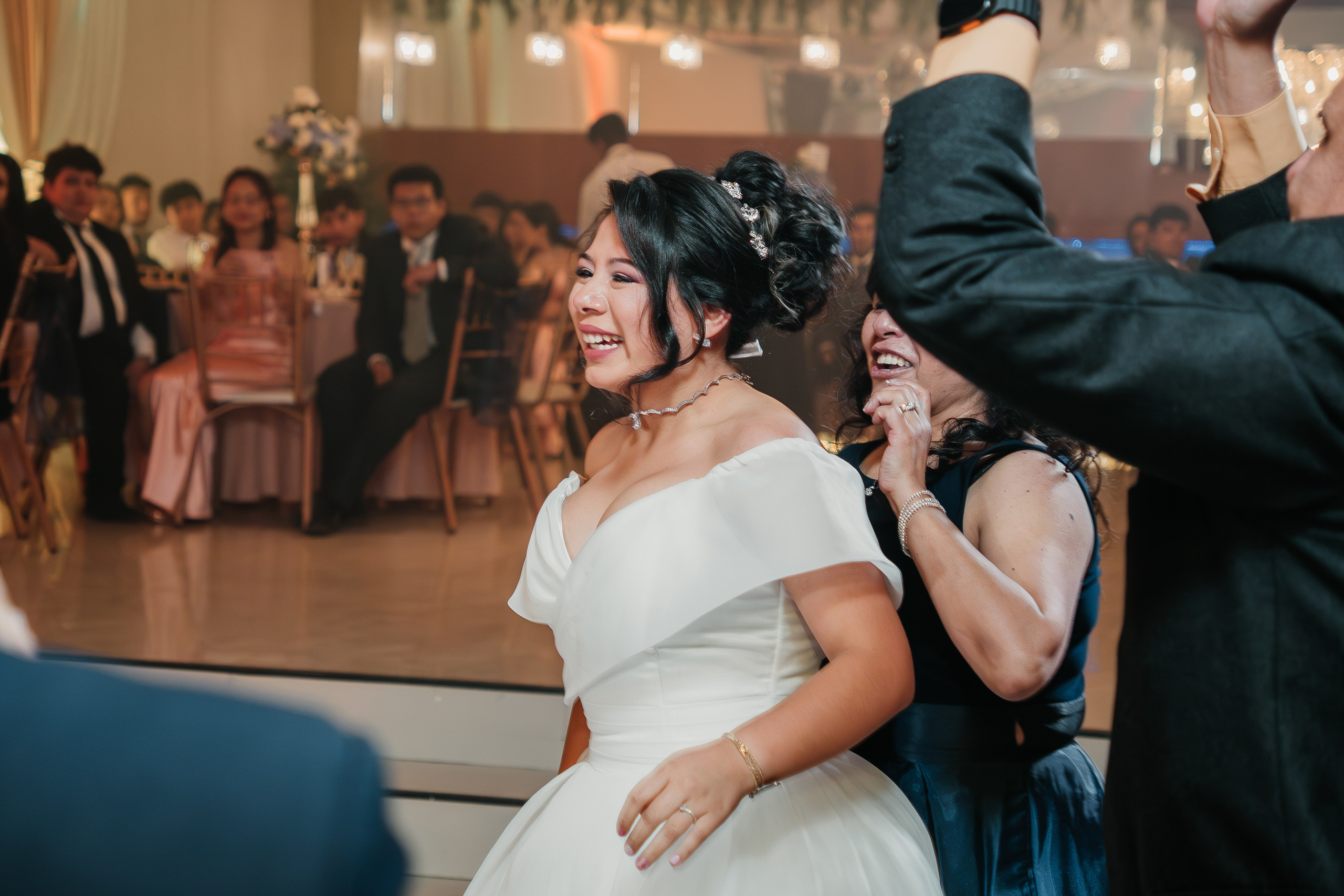 ALEJANDRA + RODRIGO BODA RELIGIOSA. Studio KVTA | Fotografía y Video de Bodas en Arequipa