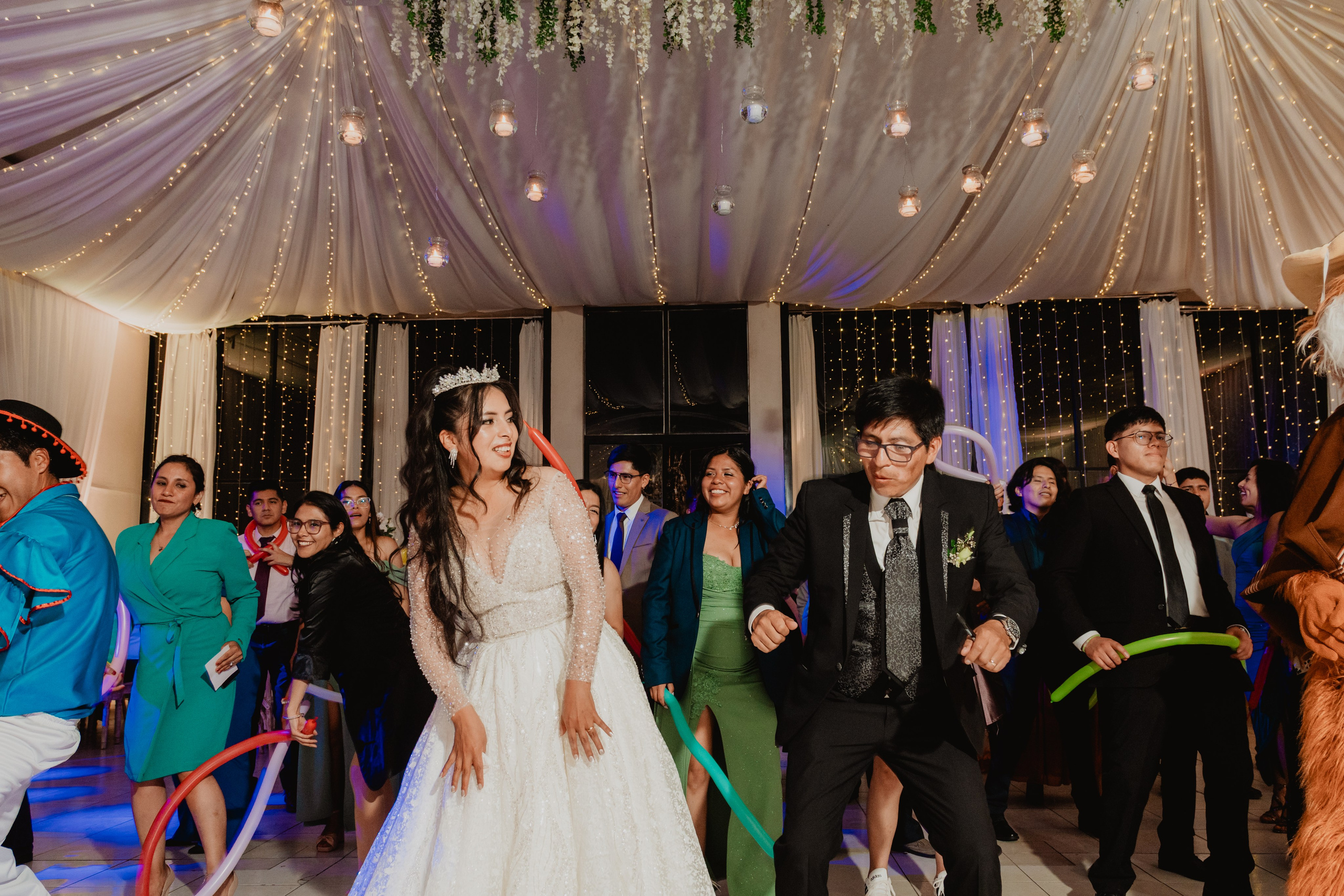FERNANDO + MARIBEL | BODA RELIGIOSA. Studio KVTA | Fotografía y Video de Bodas en Arequipa