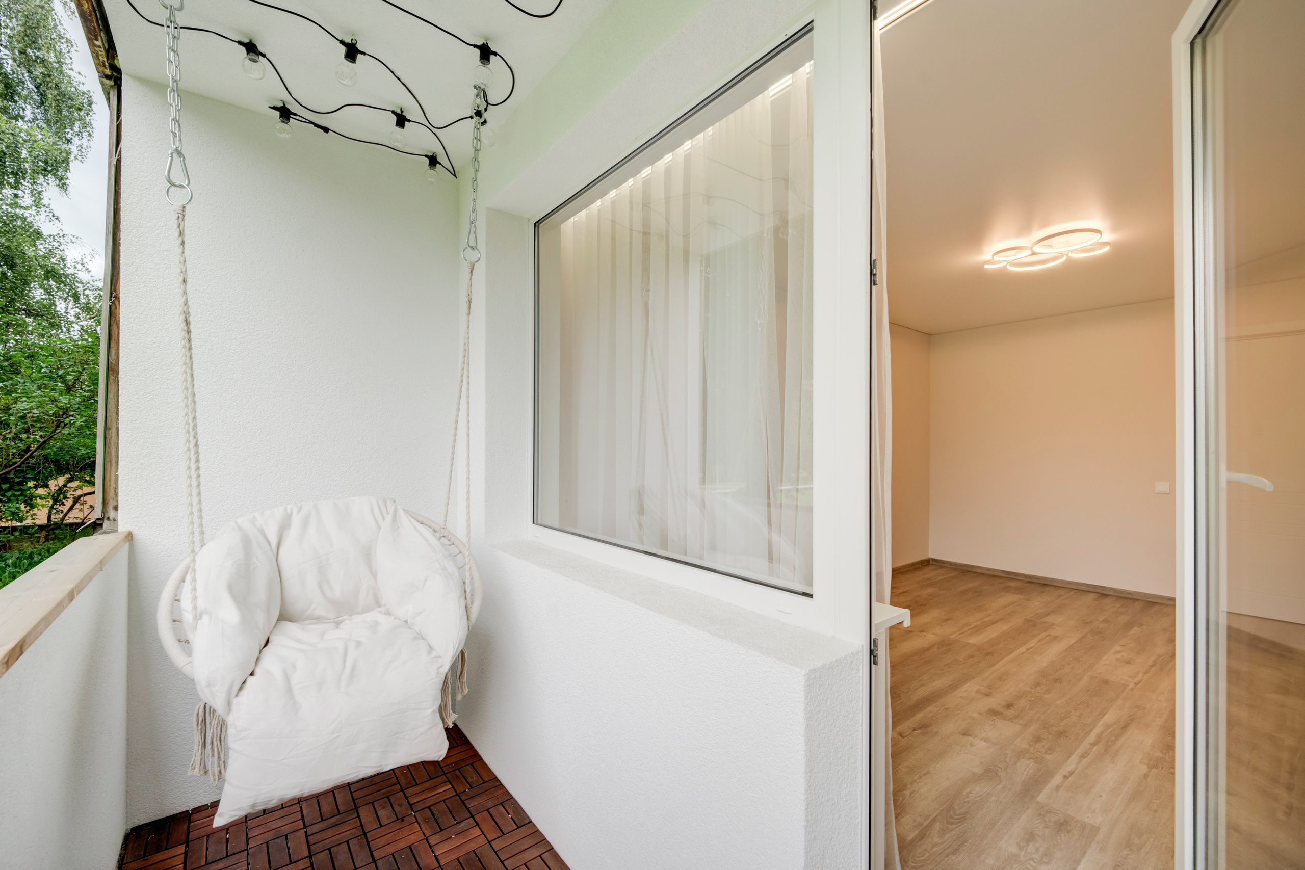 Viršuliškių g.28. Elina Sapiega fotografė Vilniuje