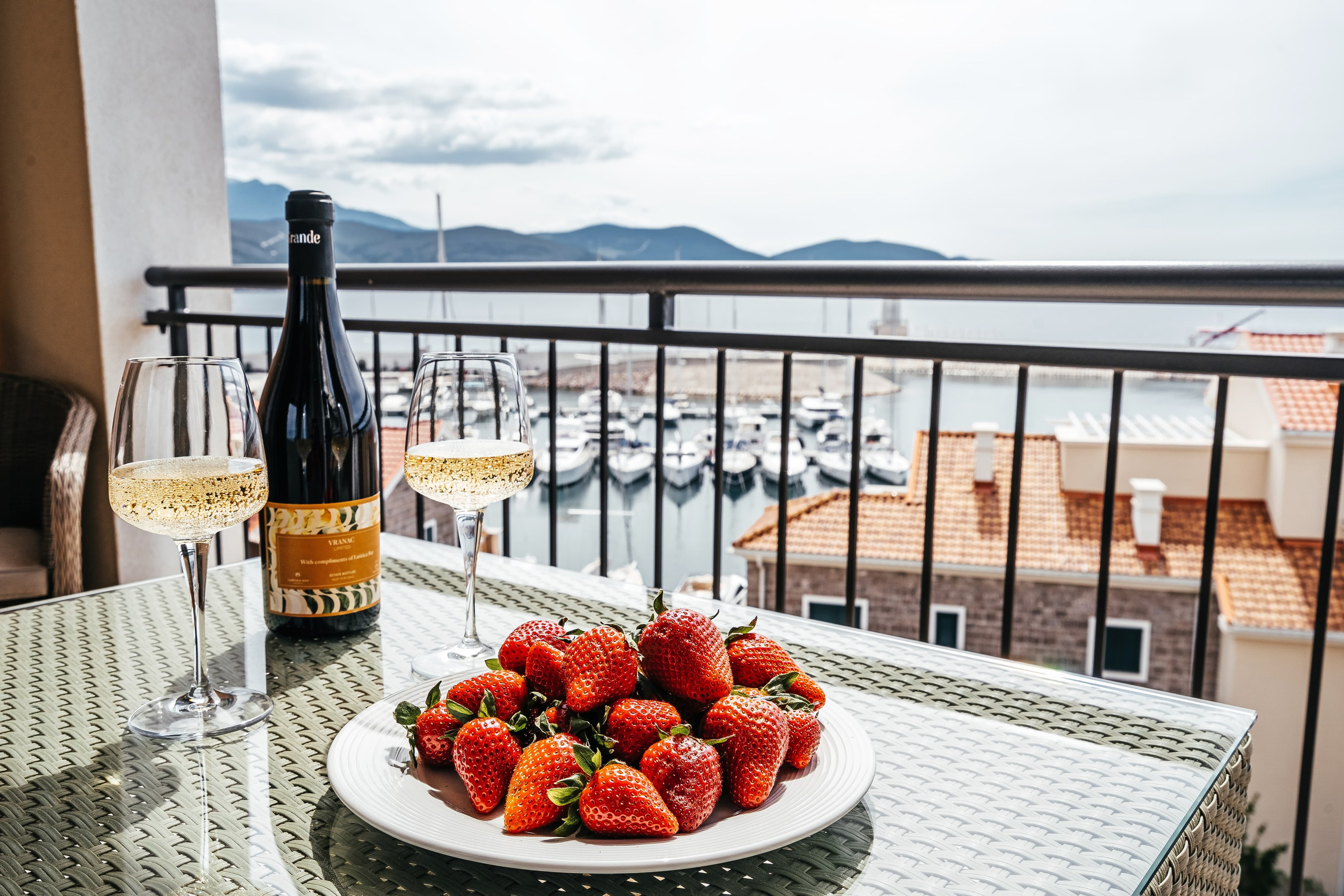 Real Estate Photography. Montenegro. EVAN ARISTOV WEDDING PHOTOGRAPHY — Seattle Wedding Photographer