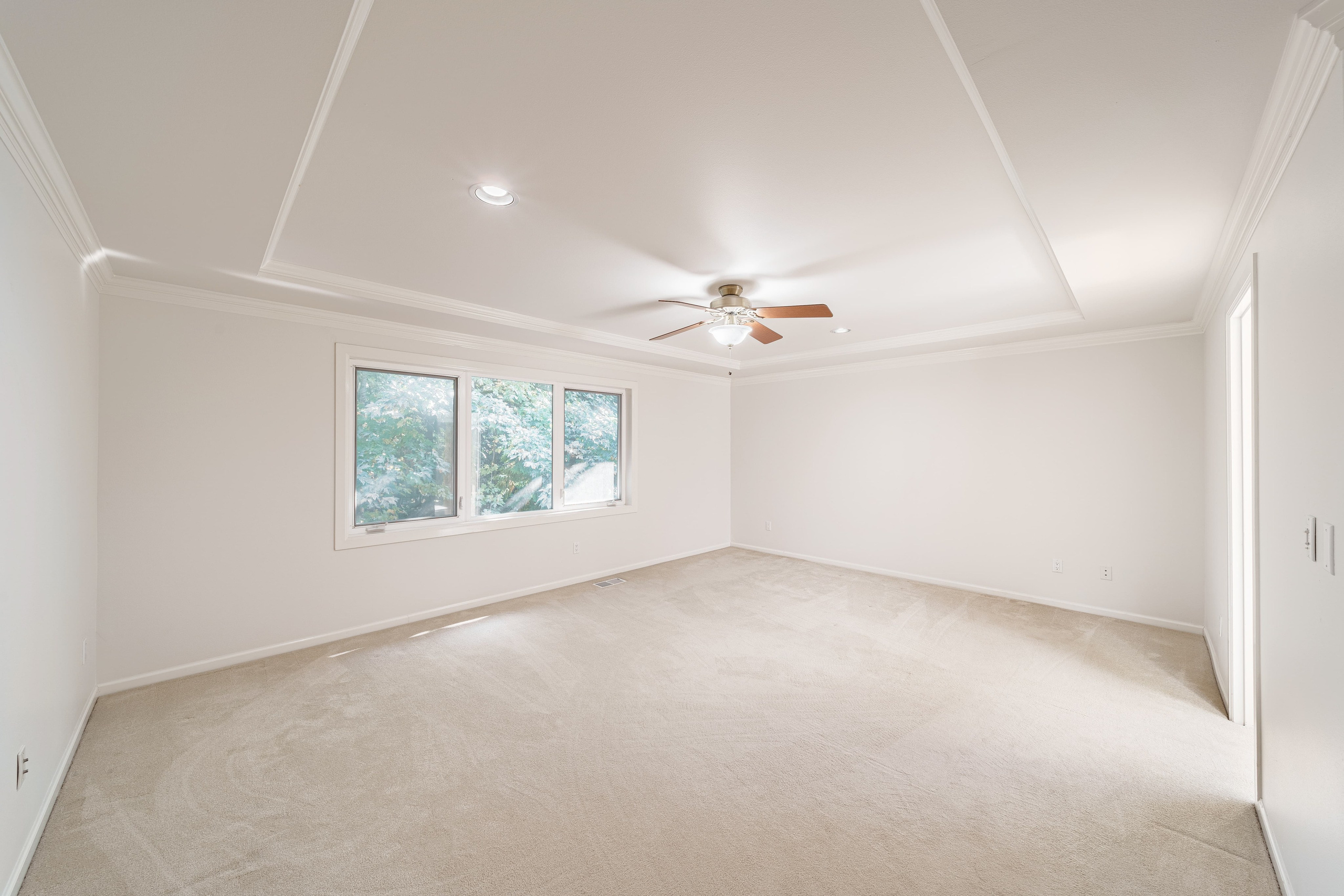 Real Estate photography. Washington state. EVAN ARISTOV WEDDING PHOTOGRAPHY — Seattle Wedding Photographer