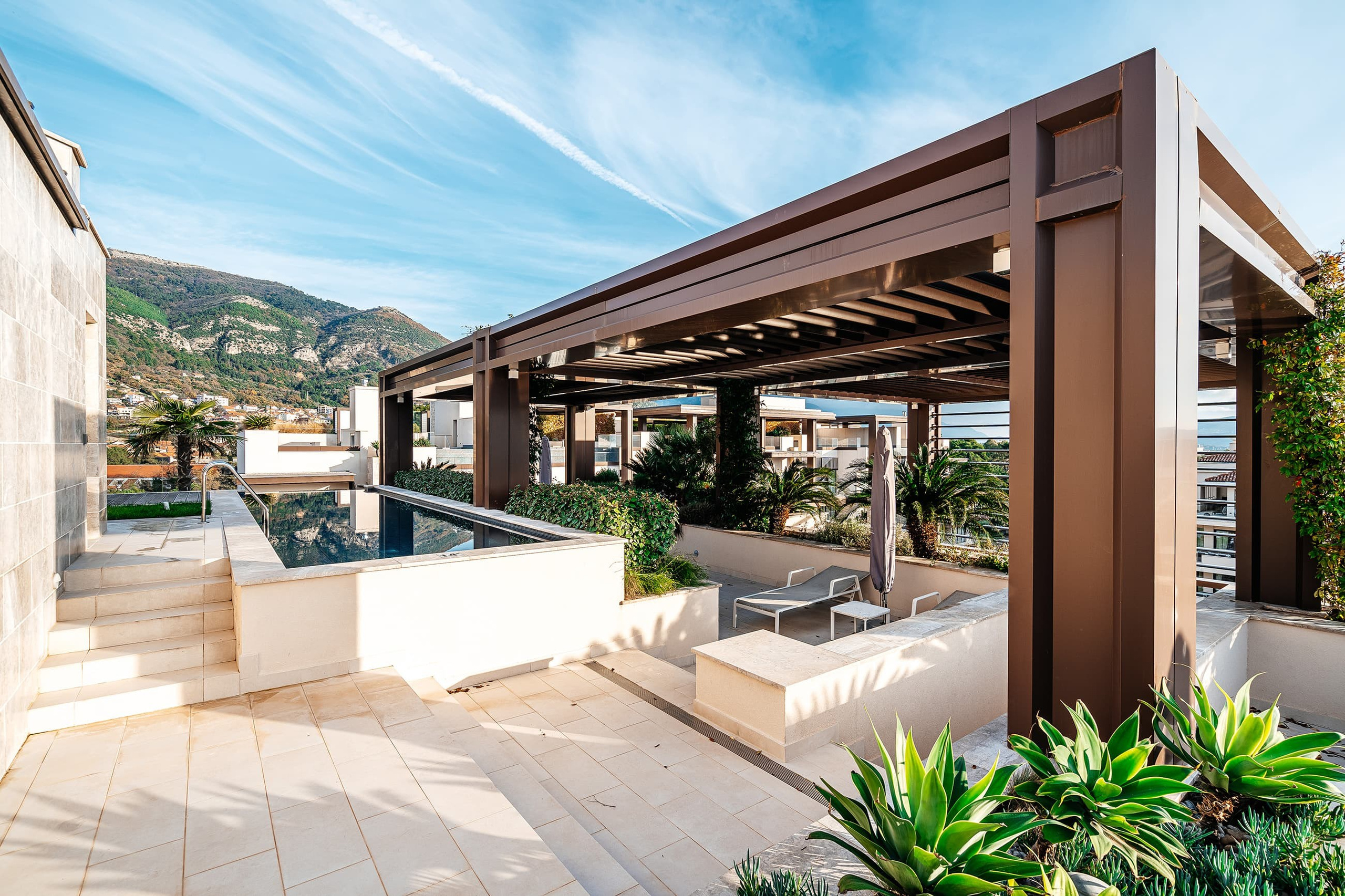 Real Estate Photography. Montenegro. EVAN ARISTOV WEDDING PHOTOGRAPHY — Seattle Wedding Photographer