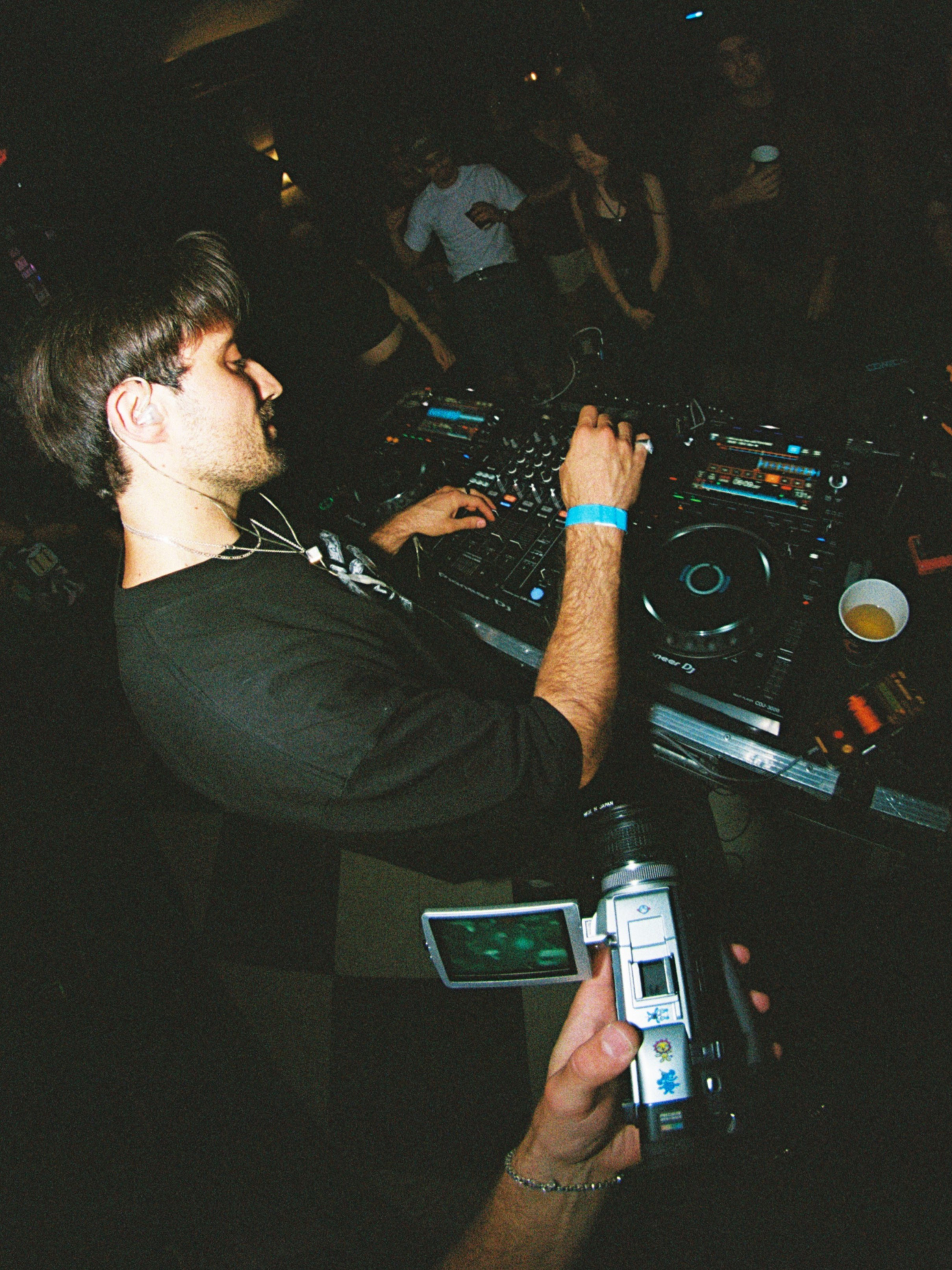 MUSIC AND EVENT. 35mm Photography by Brad Zgonena based in Chicago, IL