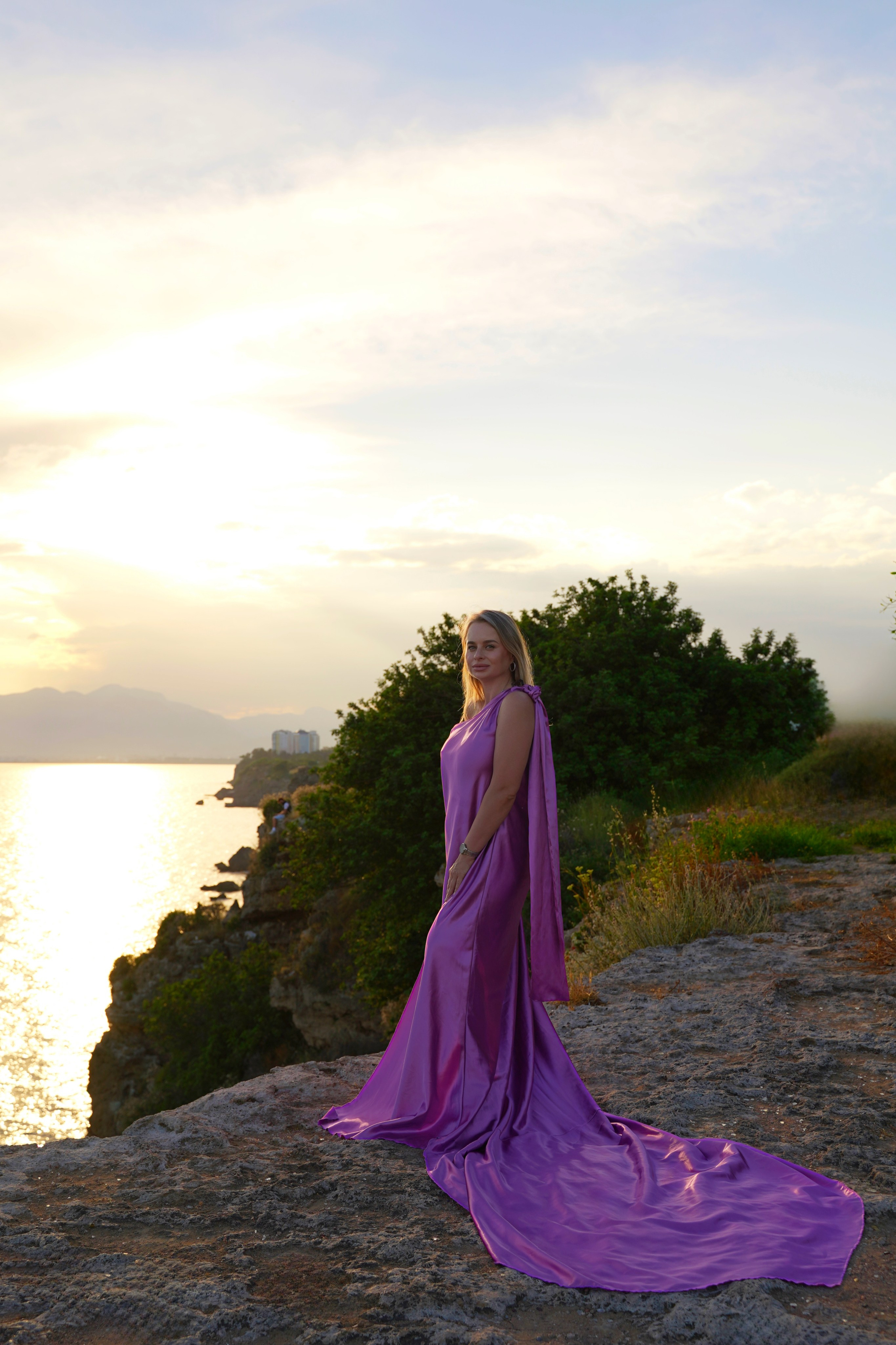 Cliff Photoshoot in Antalya | Flying Dress Session with Mountain & Sea Views