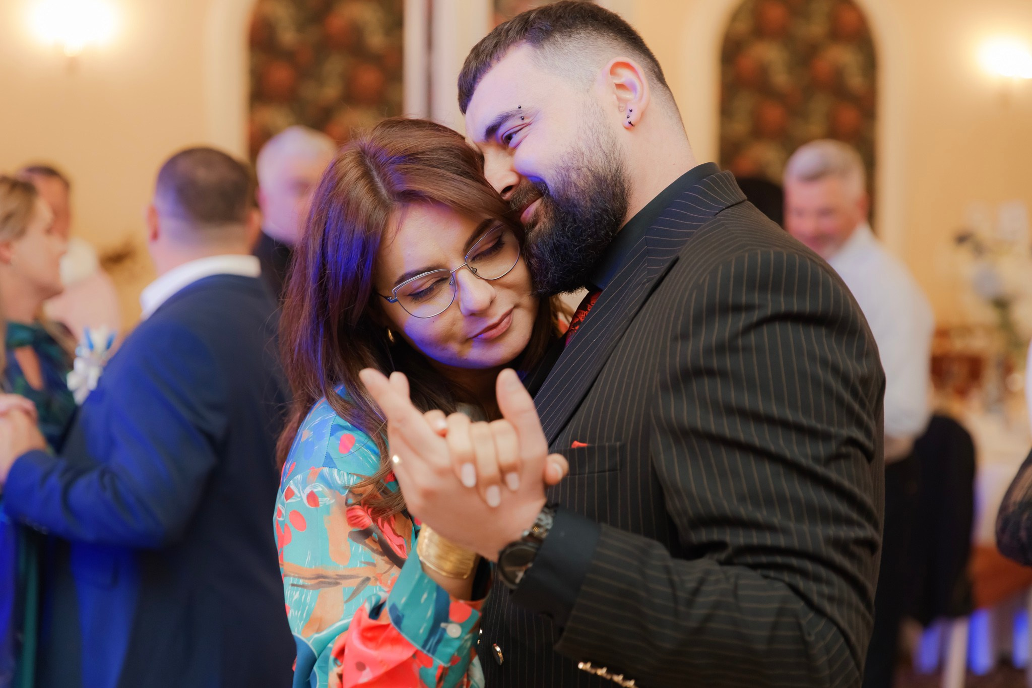 Mihai & Oana. Servicii foto-video profesionale, pentru momente de neuitat