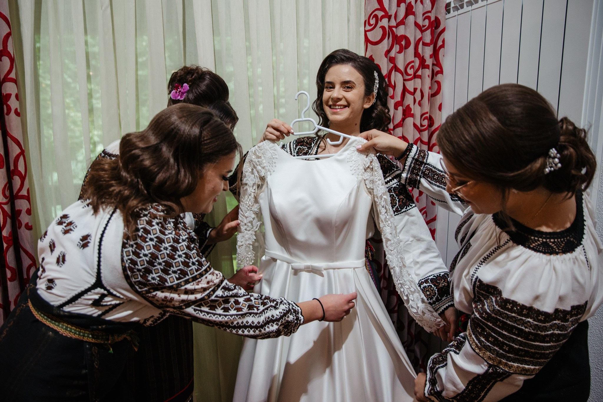 Nunta de Poveste la Sucevița: Cristi și Andreea. Servicii foto-video profesionale, pentru momente de neuitat