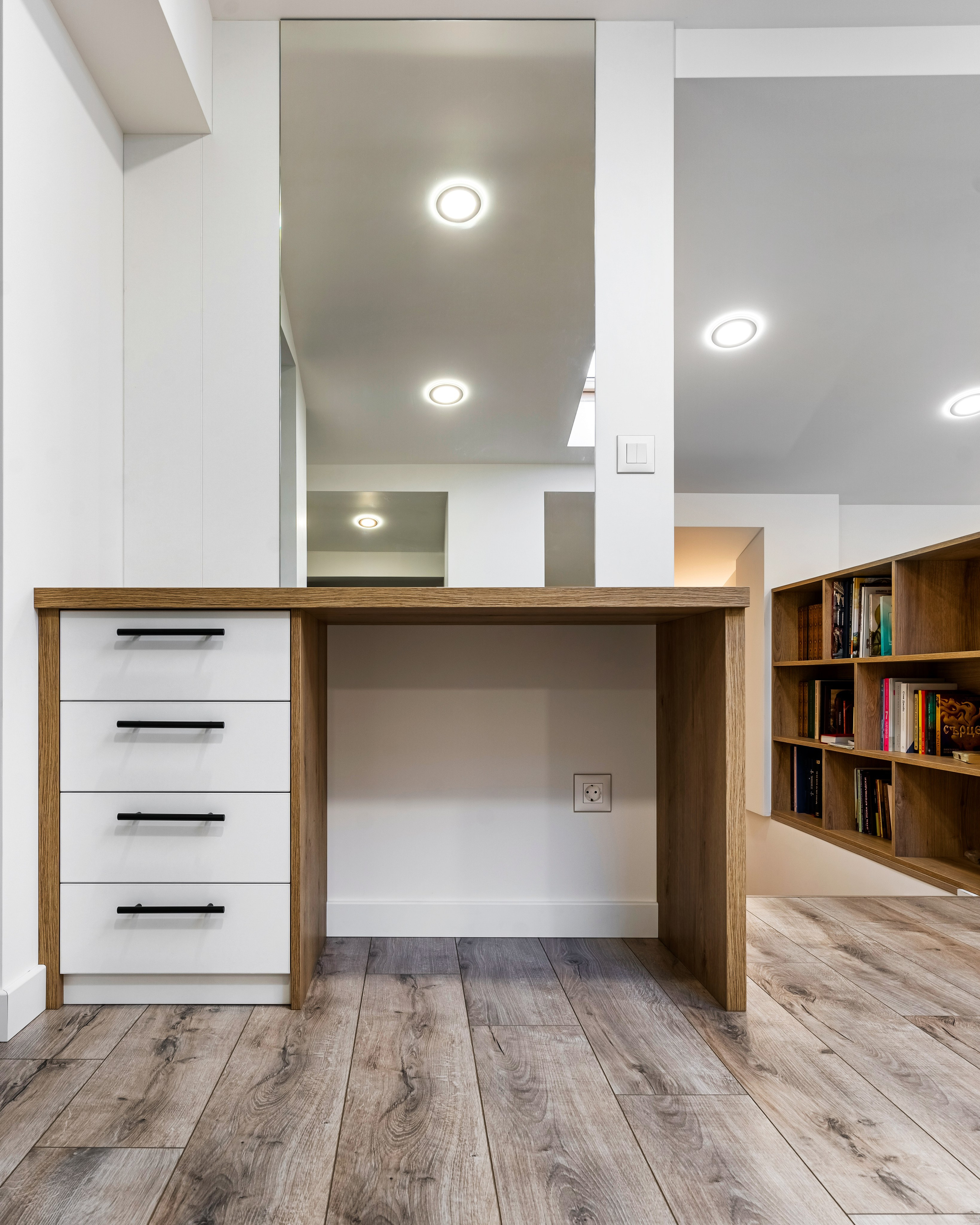 Мебели Русев-цялостно обзавеждане на три етажен семеен дом. Професионален фотограф в Пловдив и областта