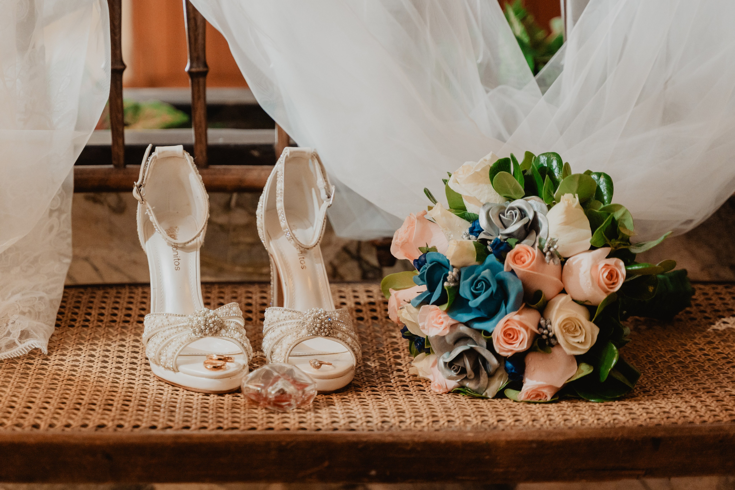 GABRIELA + JORGE | BODA CIVIL RELIGIOSA. Studio KVTA | Fotografía y Video de Bodas en Arequipa