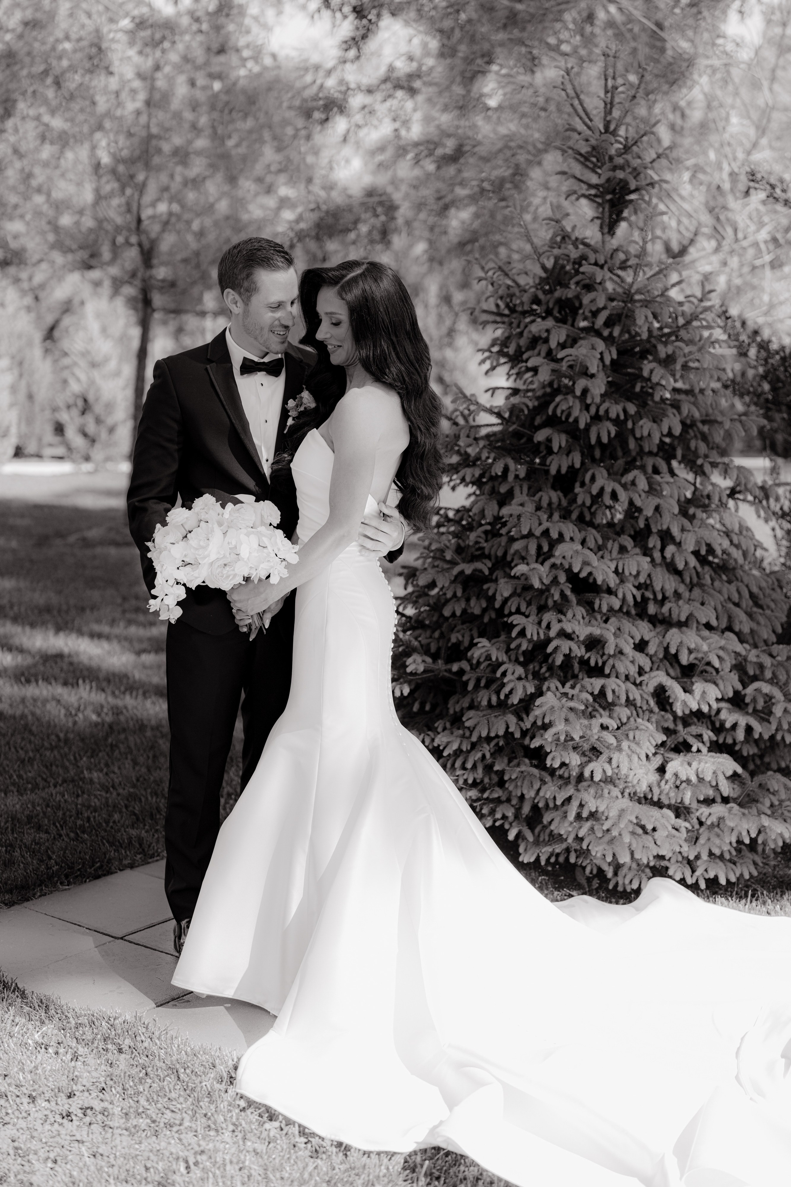Ashley and Bobby. Wedding photographer and videographer New York | New Jersey