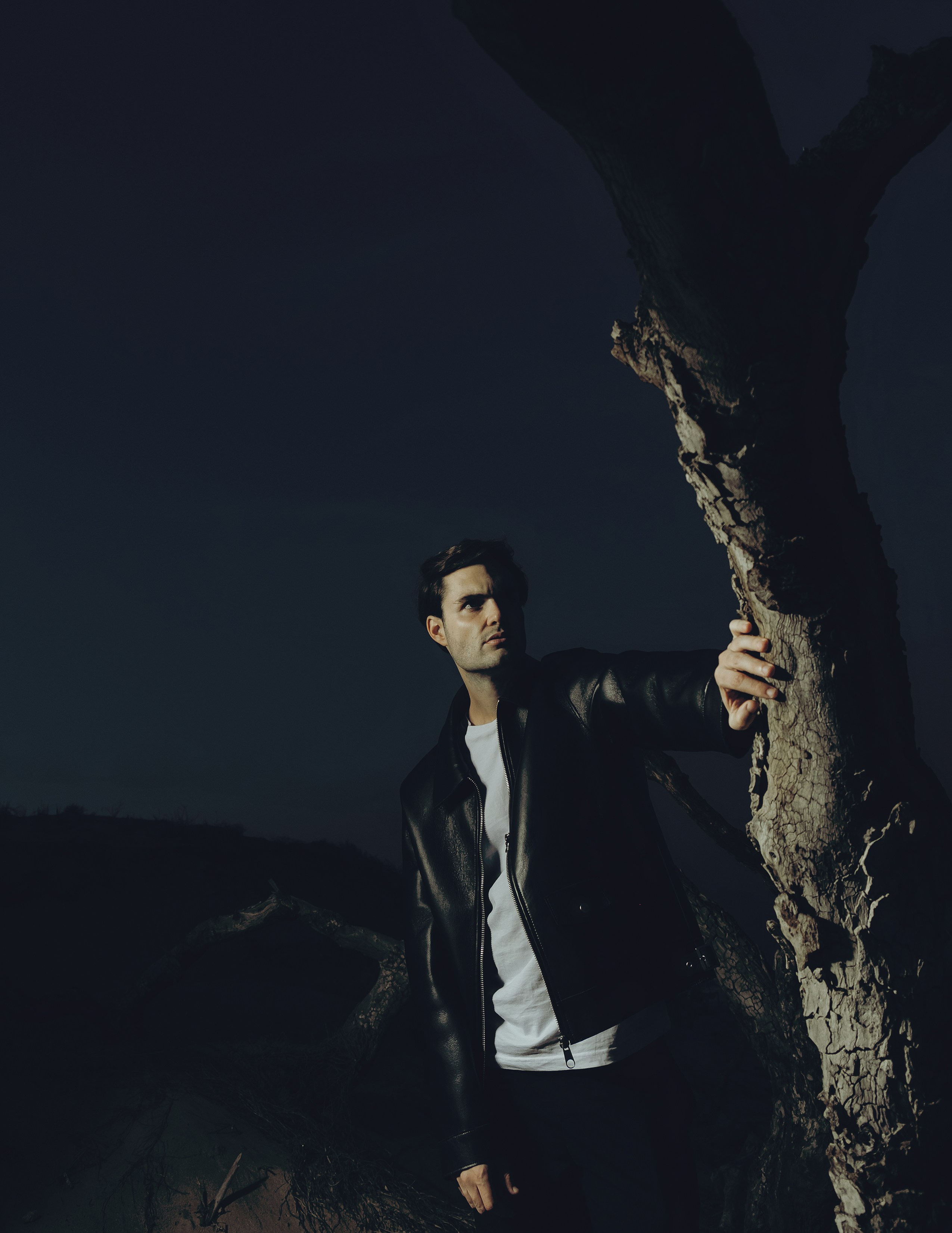 Фотосессия для актера Jaime Medina в дюнах — фотограф Андрей Луковников, Испания (Гуардамар, Аликанте, Торревьеха)