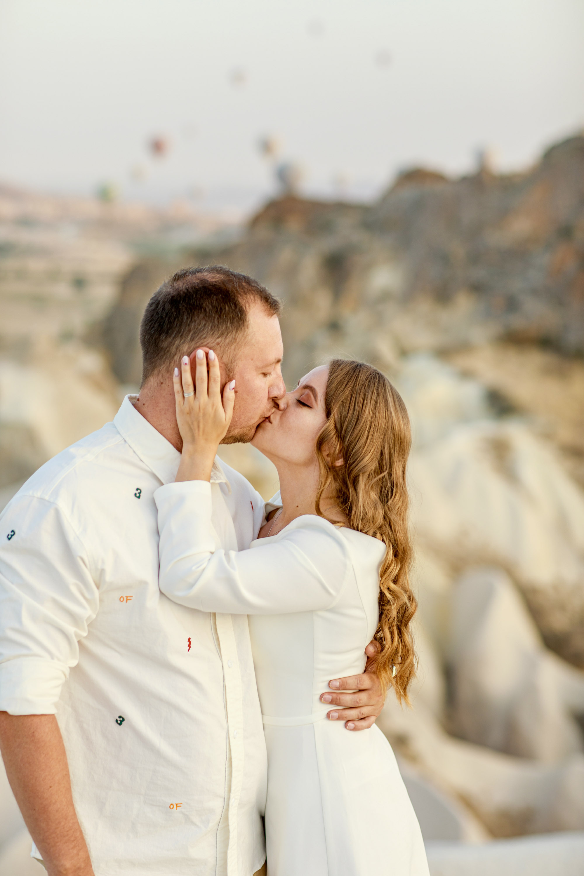 Anton & Anastasiya. Julia Ganch I Fashion Wedding Photography I Cappadocia Turkey