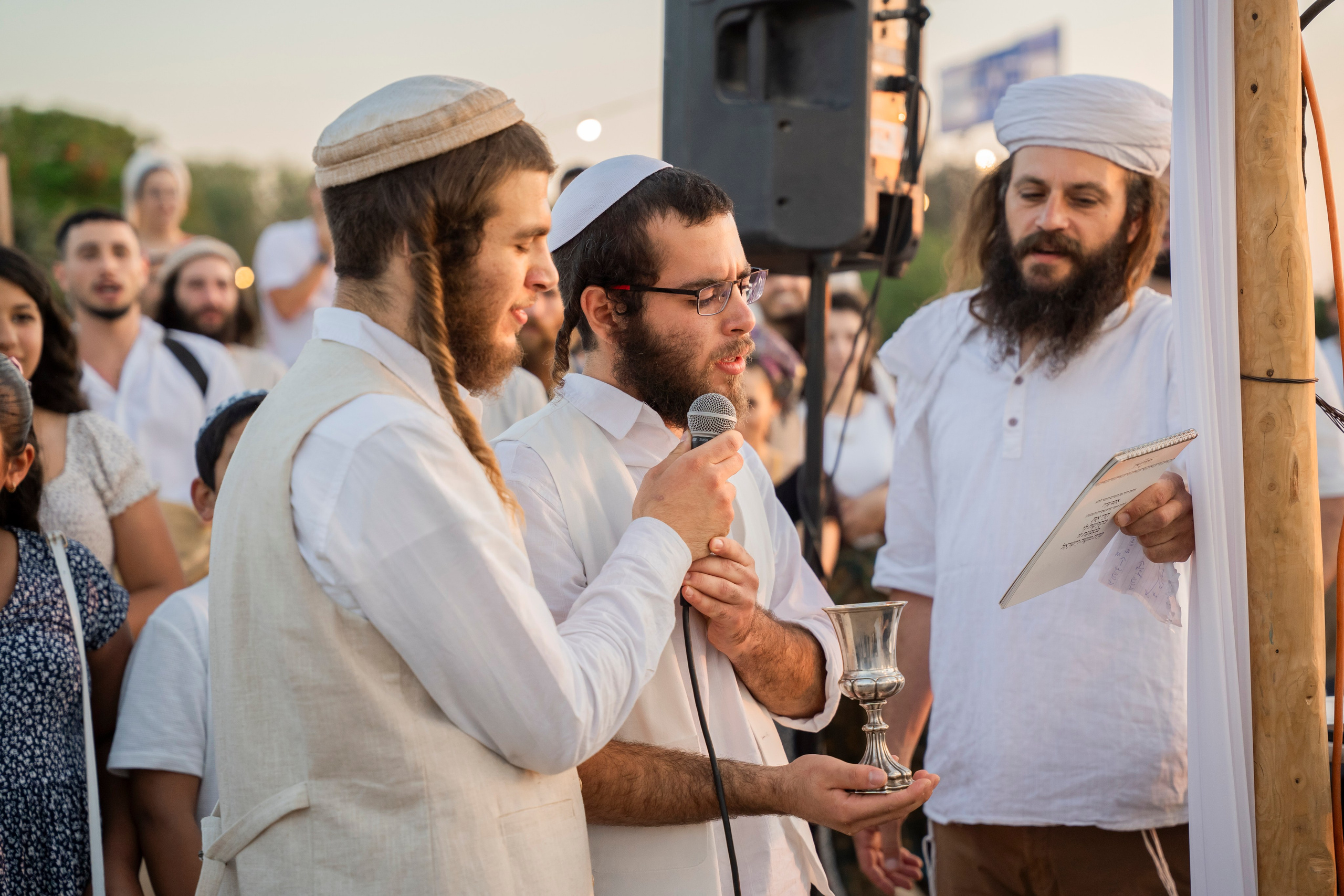 אביה ואחיה. יוסף מזרחי צילום חתונה, ברית וזוגיות. צלם מקצועי שאוהב להוציא אתכם הכי יפים ברגעים הכי מרגשים