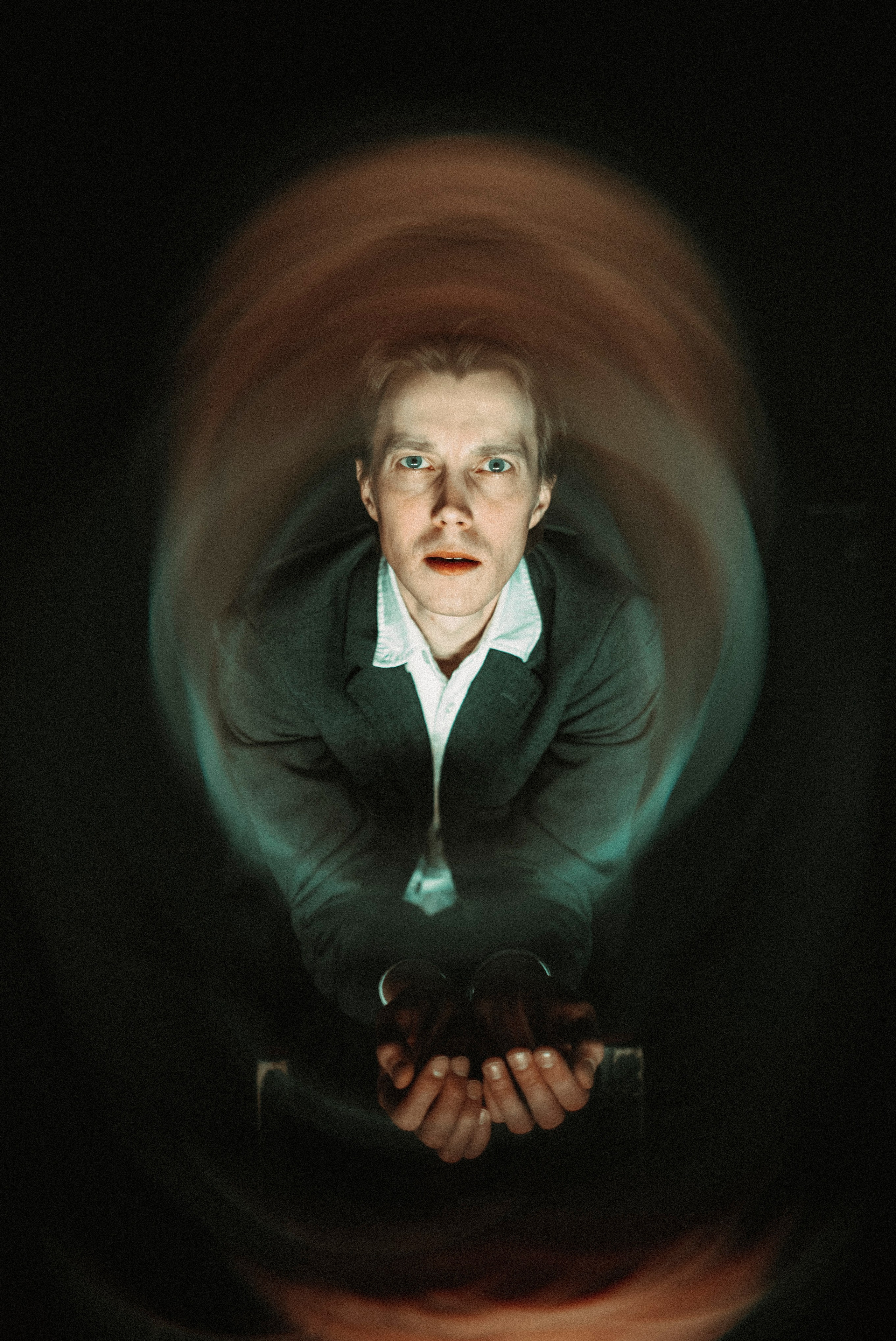 ЧЕРНЫЙ КВАДРАТ. Стрит-фотография, полная абсурда, идиотизма и красоты