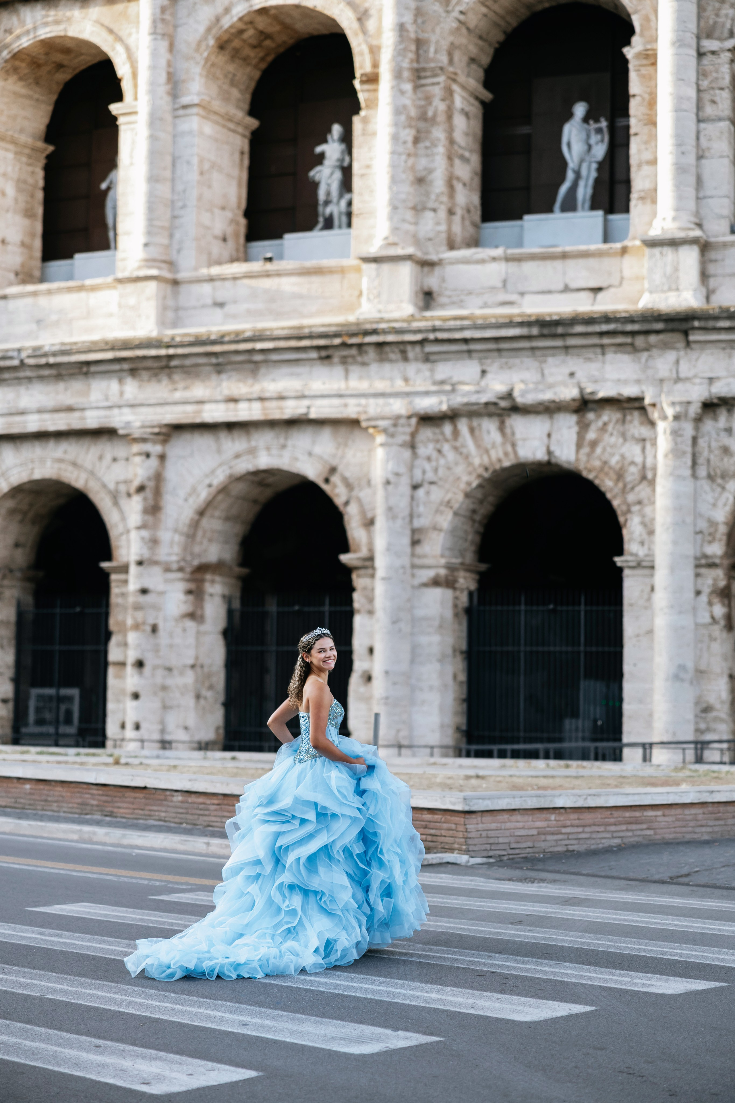 Quinceanera photoshoot for Kamila. Photographer in Rome