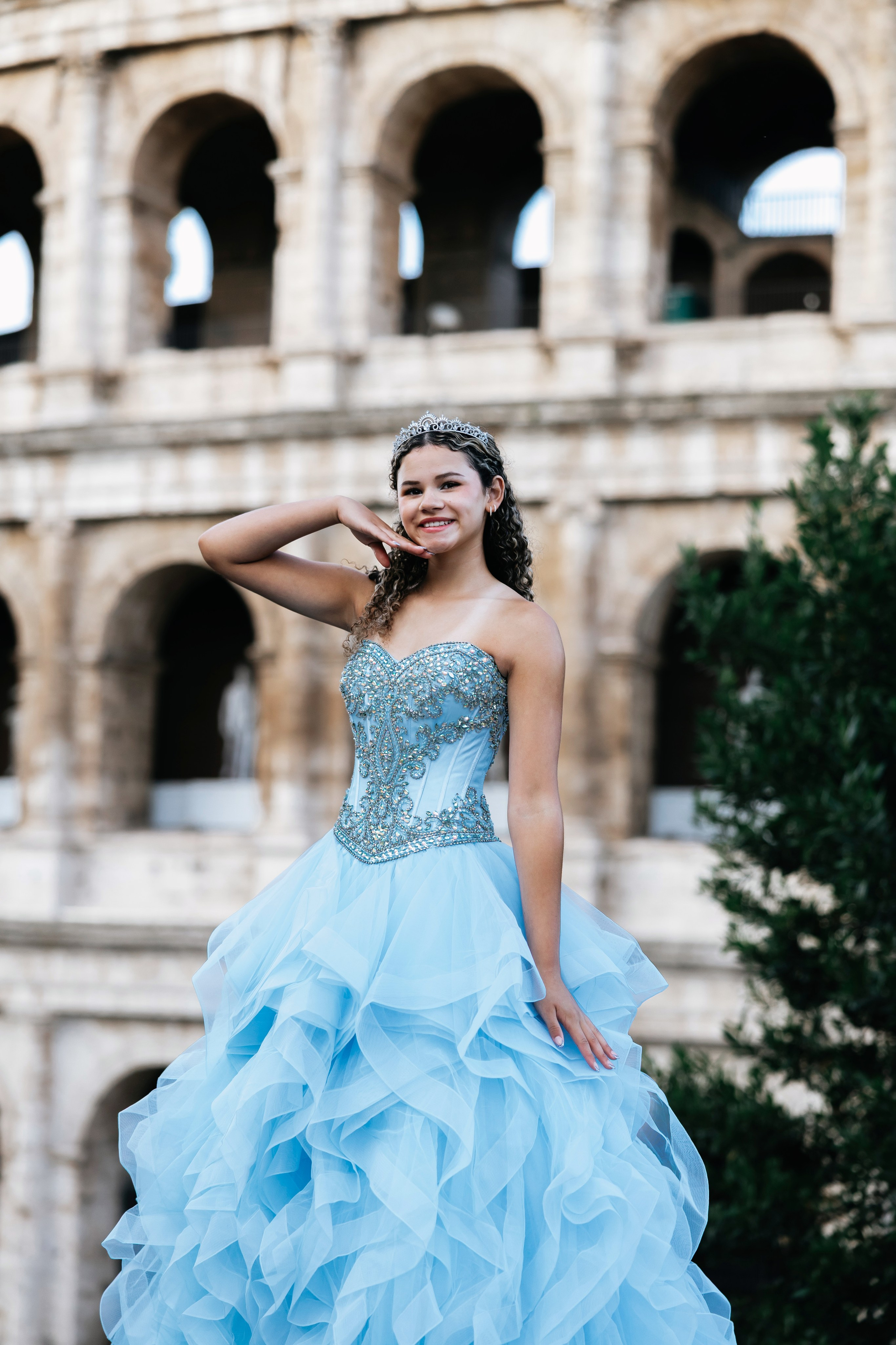 Quinceanera photoshoot for Kamila. Photographer in Rome
