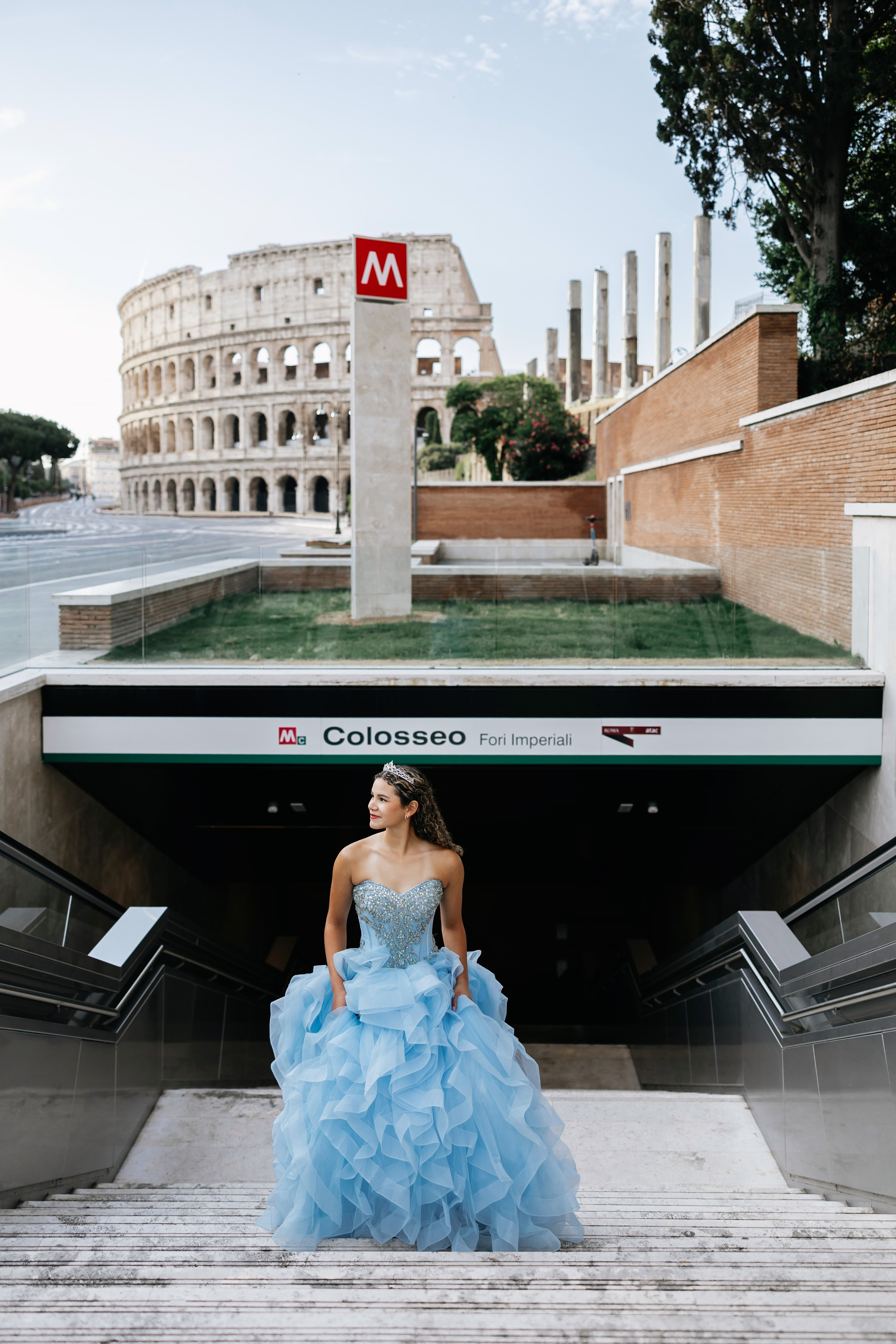 Quinceanera photoshoot for Kamila. Photographer in Rome