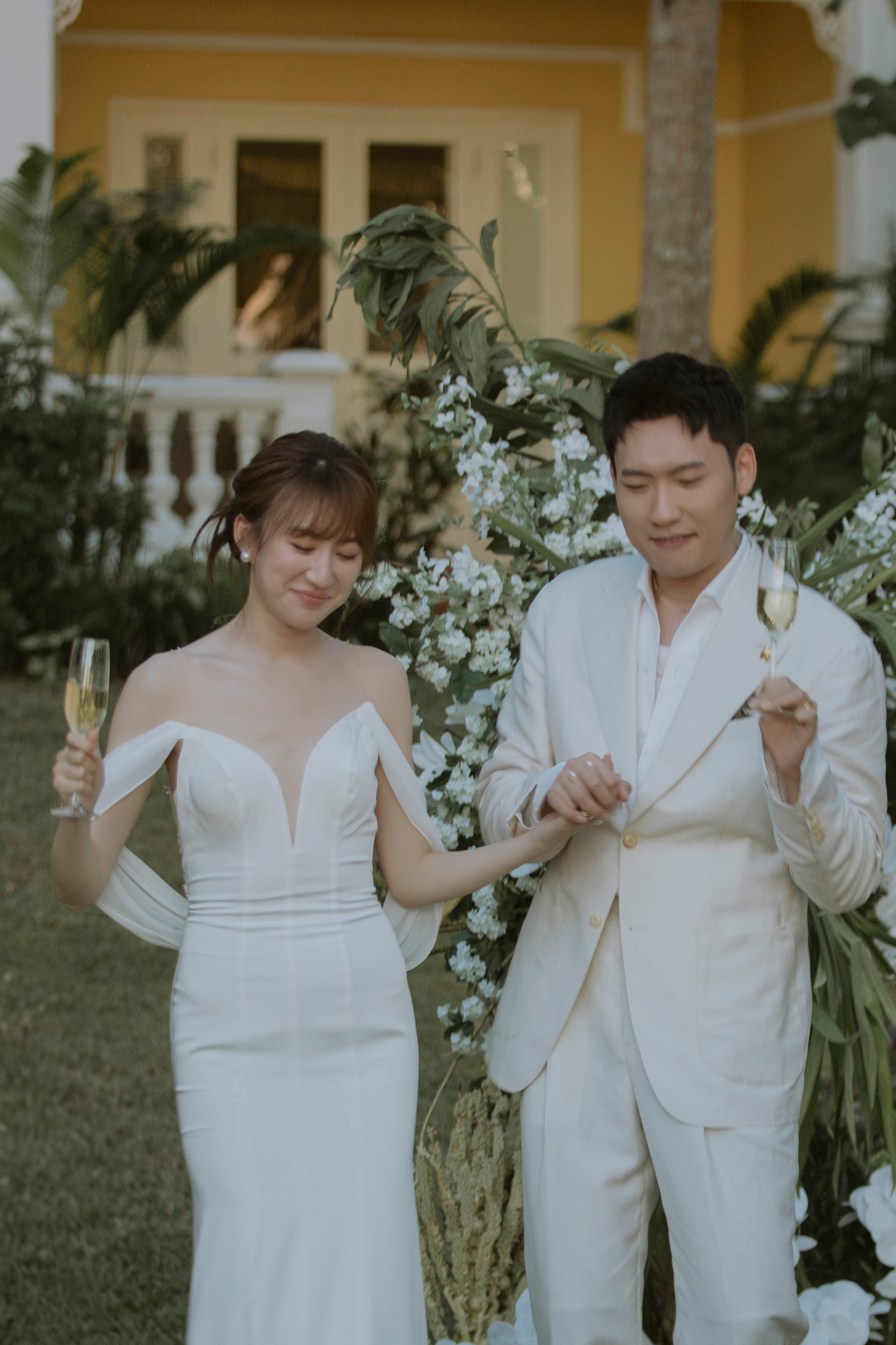 KOKI & ENOCH. WEDDING PHOTOGRAPHER IN VIETNAM