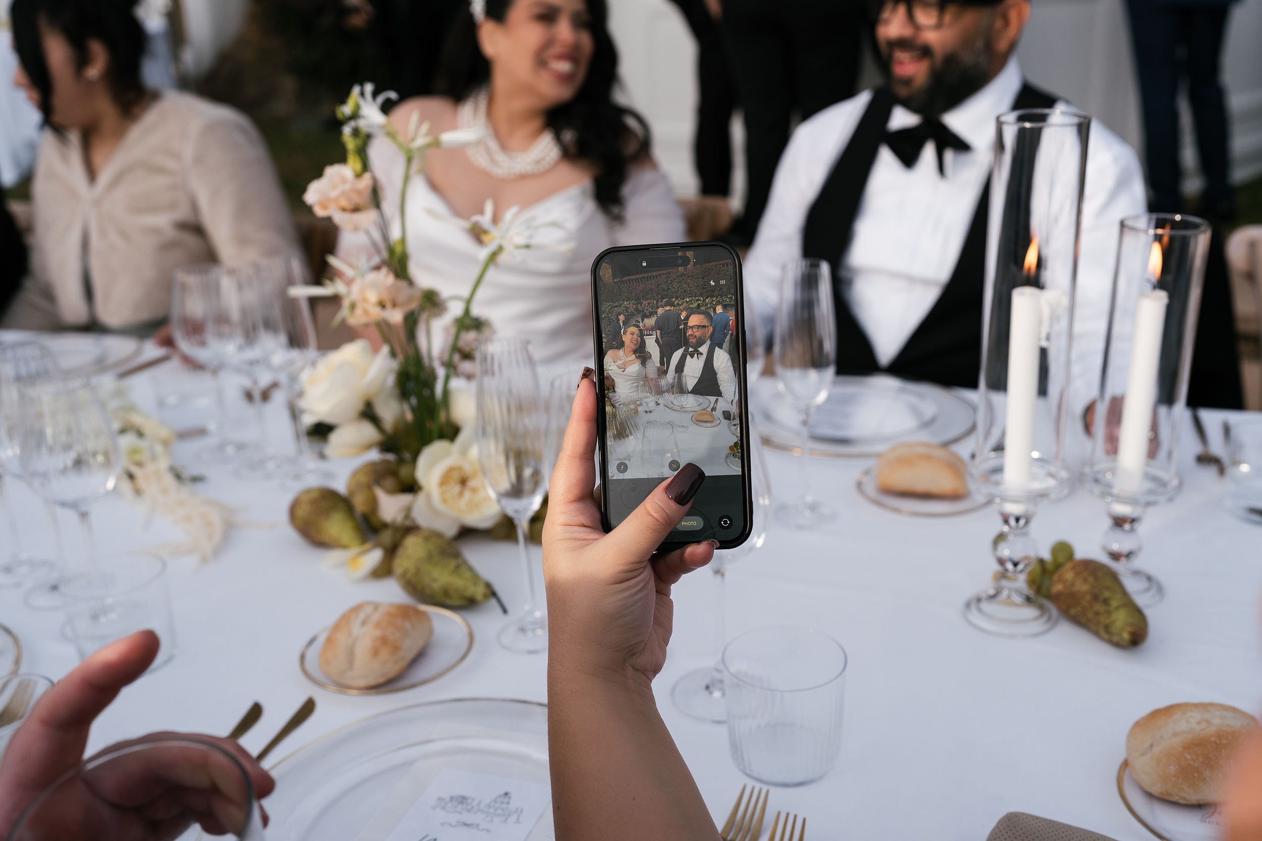 Donielle and Edwin. Fotógrafos de bodas de destino y creadores de contenido con base en España