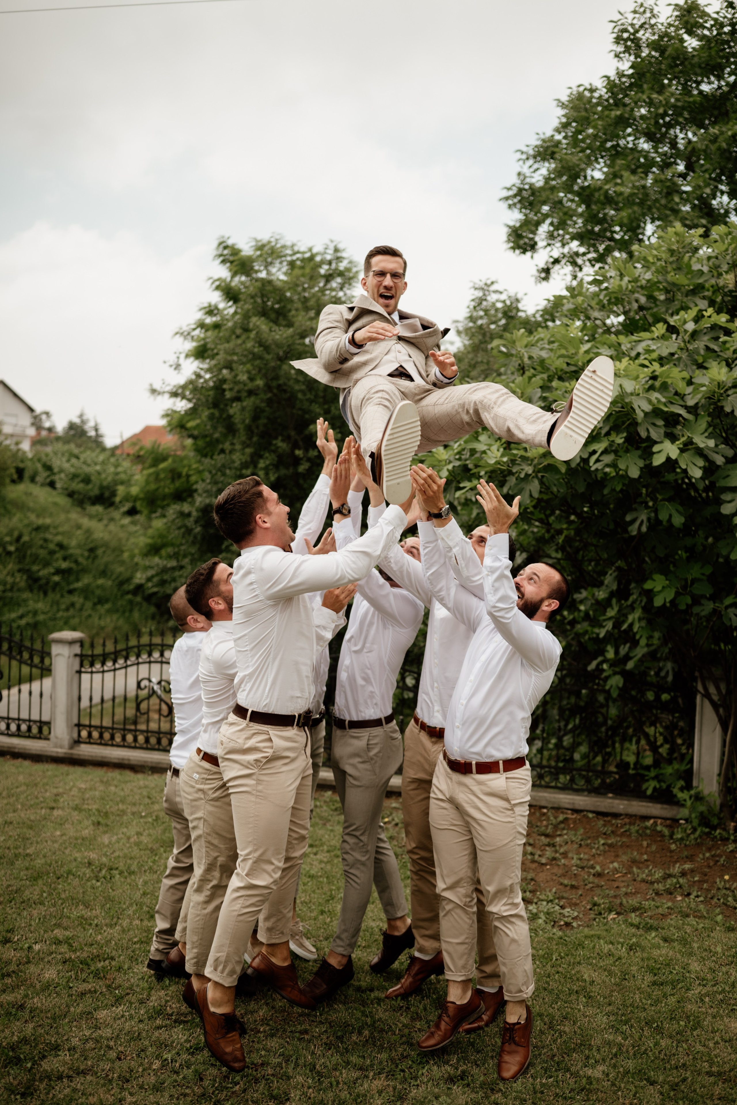 Magelie i Danijel. Wedding, family and destination photographer. Based in Serbia, available for the whole world
