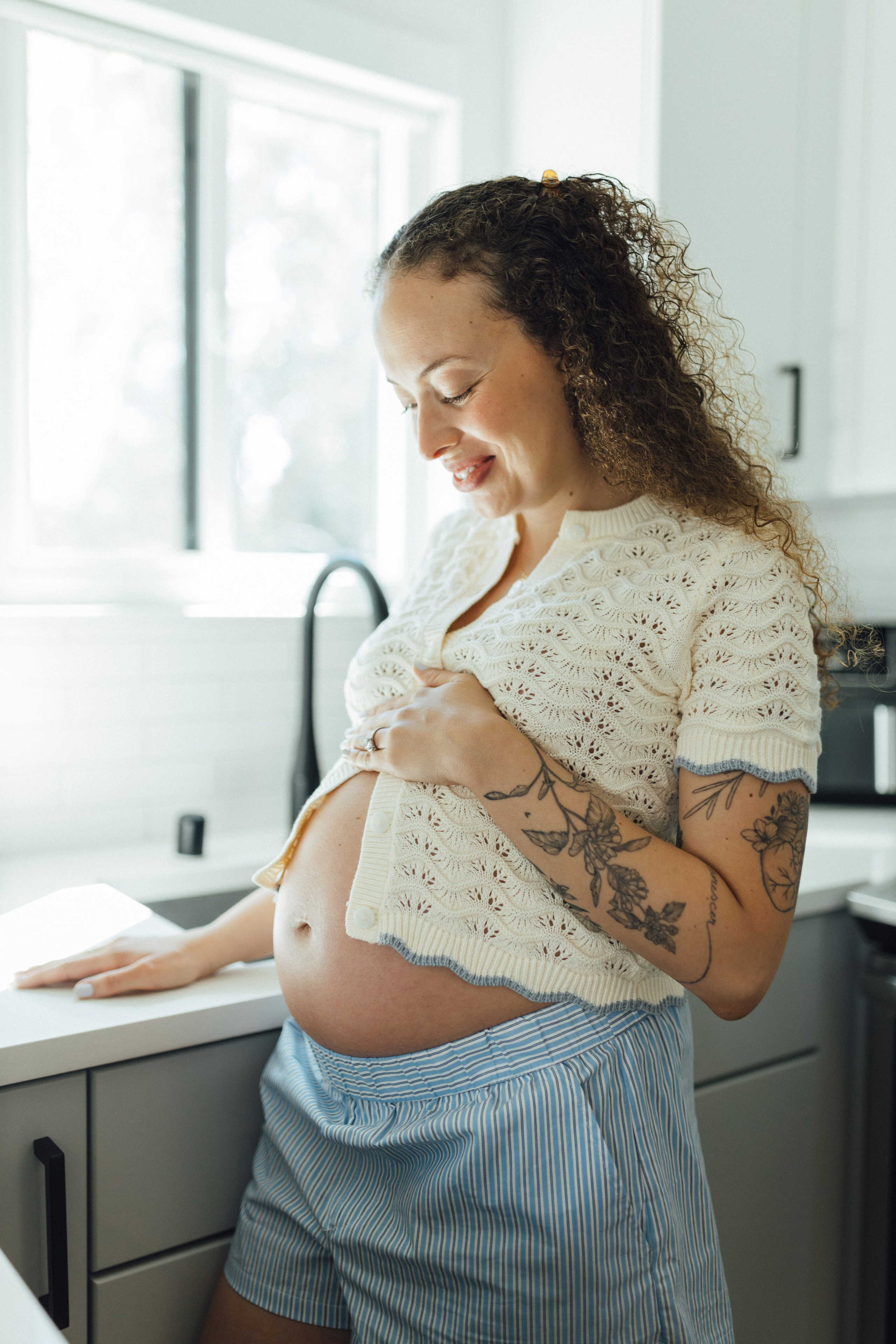 Home Is Where Love Lives|Maternity Photo Session. Maternity, newborn photographer in the Bay Area|Iryna Rakivnenko