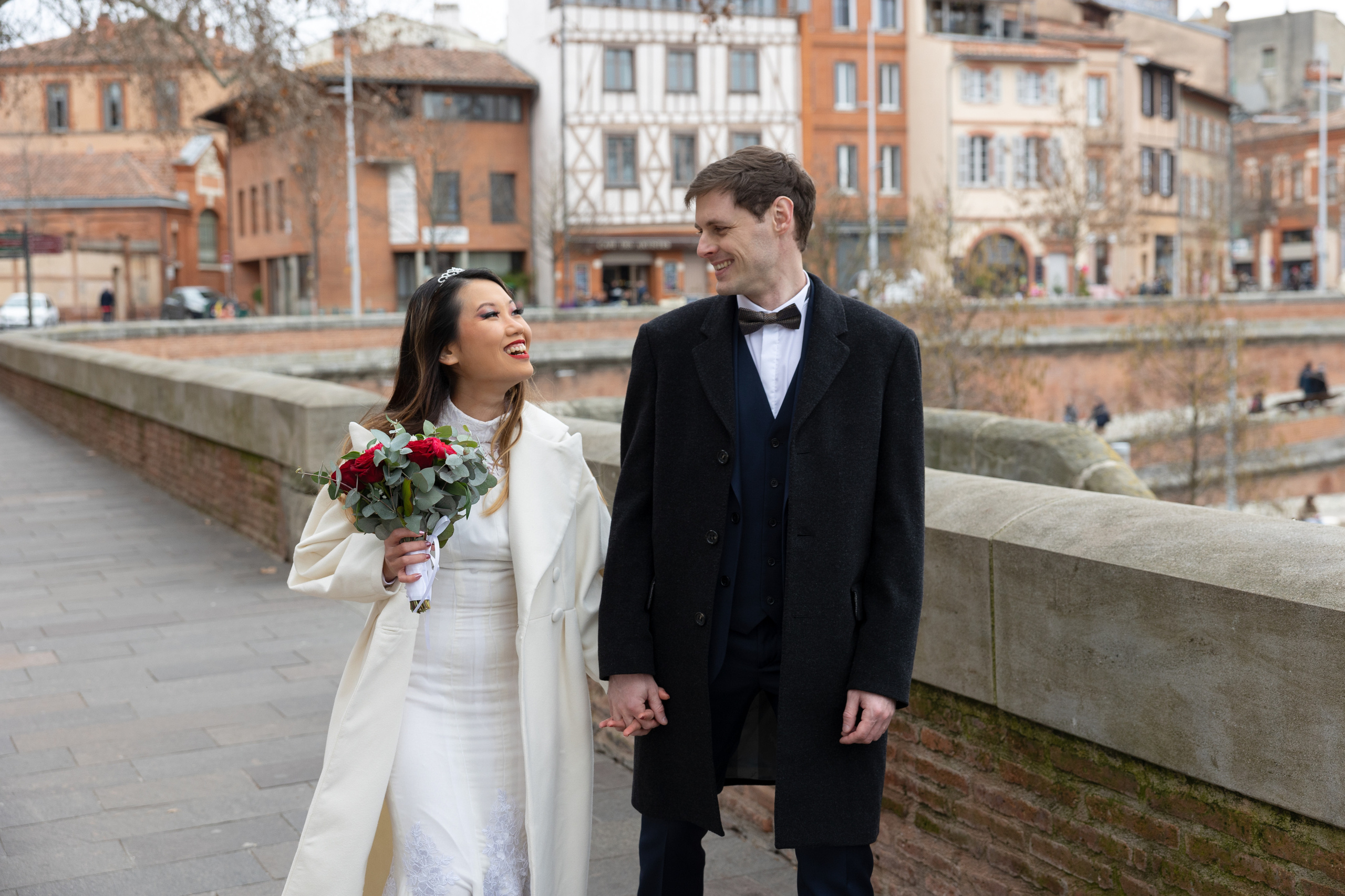 Château de Mercuès perfect for elopements. Eugénie Smirnova — Wedding & Elopement Photographer in Southwest France