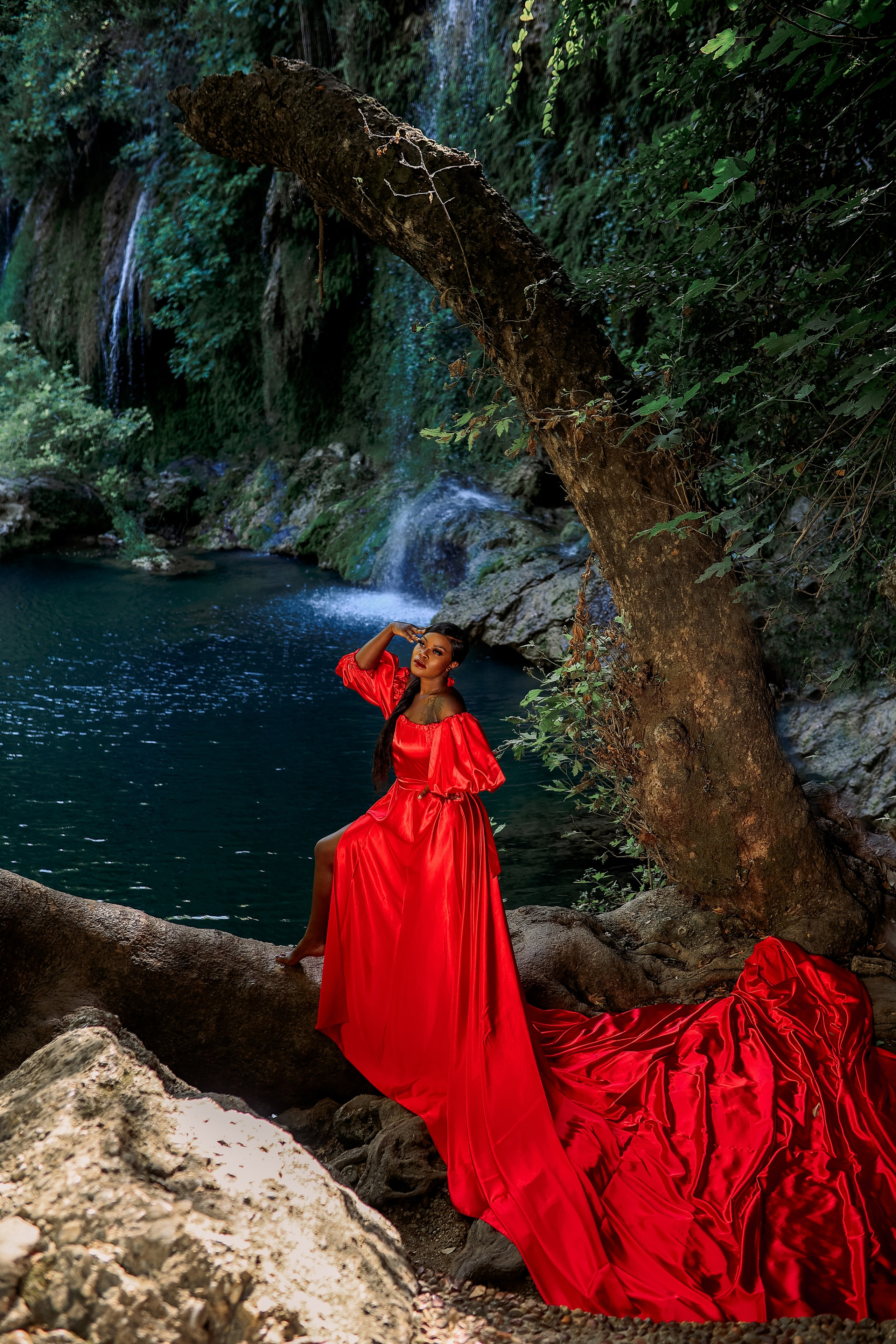 Flying dresses for rent. Photographer in Turkey, Antalya, Kemer, Belek, Side, Kas, Fethiye