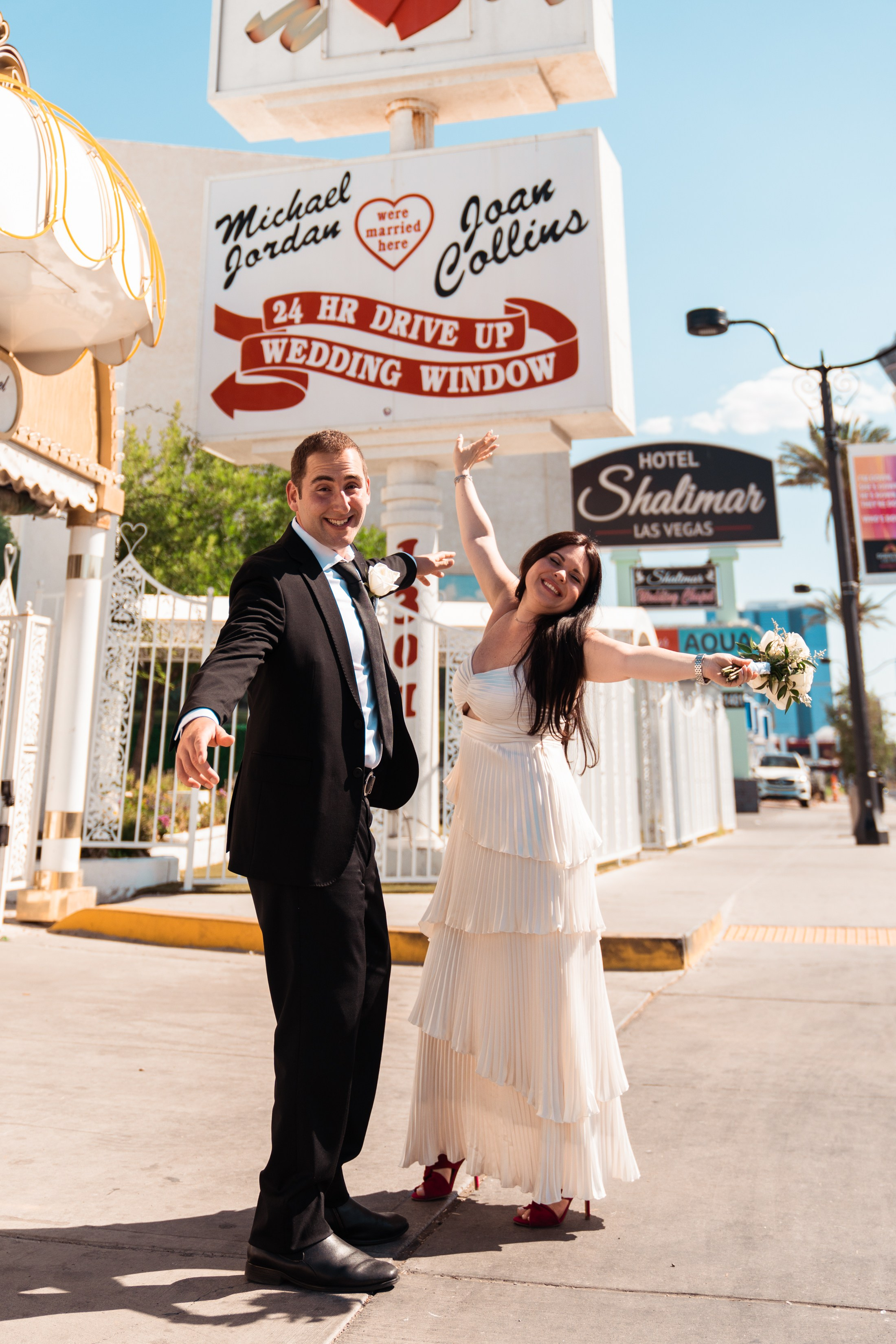 Maria&Jeremy. Wedding & elopement photographer Viktoriya Kravtsov. Las Vegas