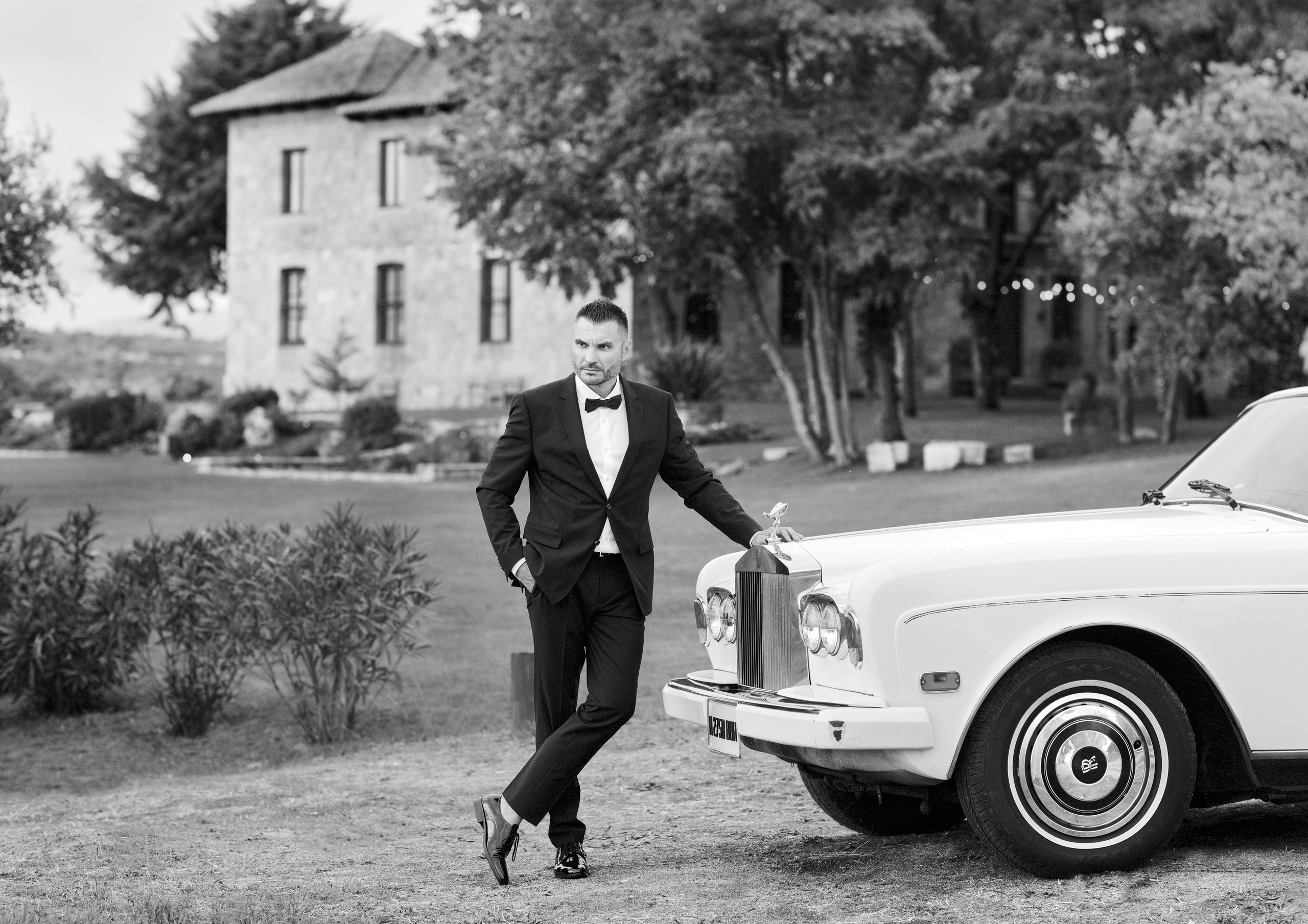 Madrid. Finca El Gasco. Luxury wedding, portrait, family photographer over Europe