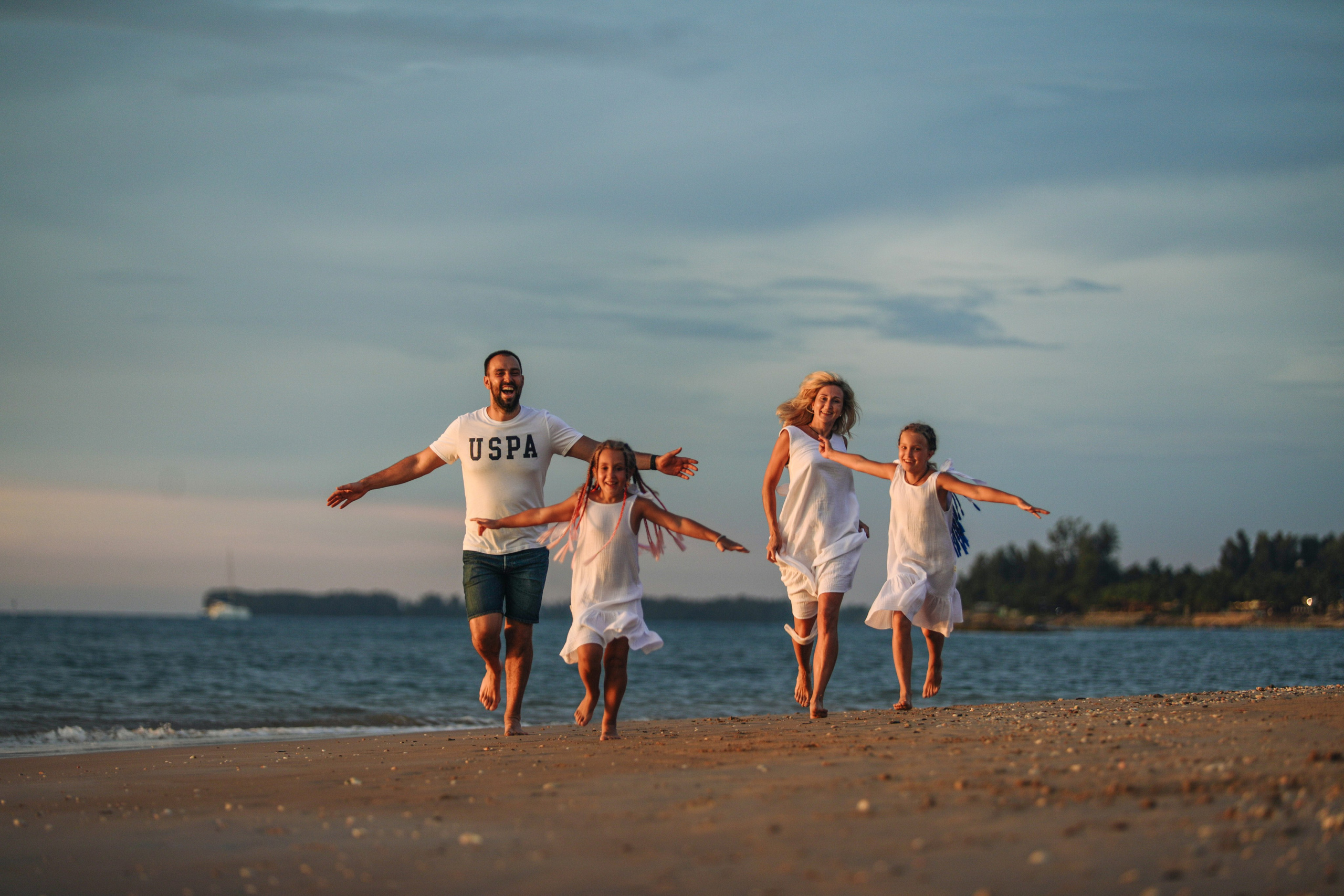 Семейная фотосессия на Пхукете. Фотограф Пхукет Таиланд Anna Eker