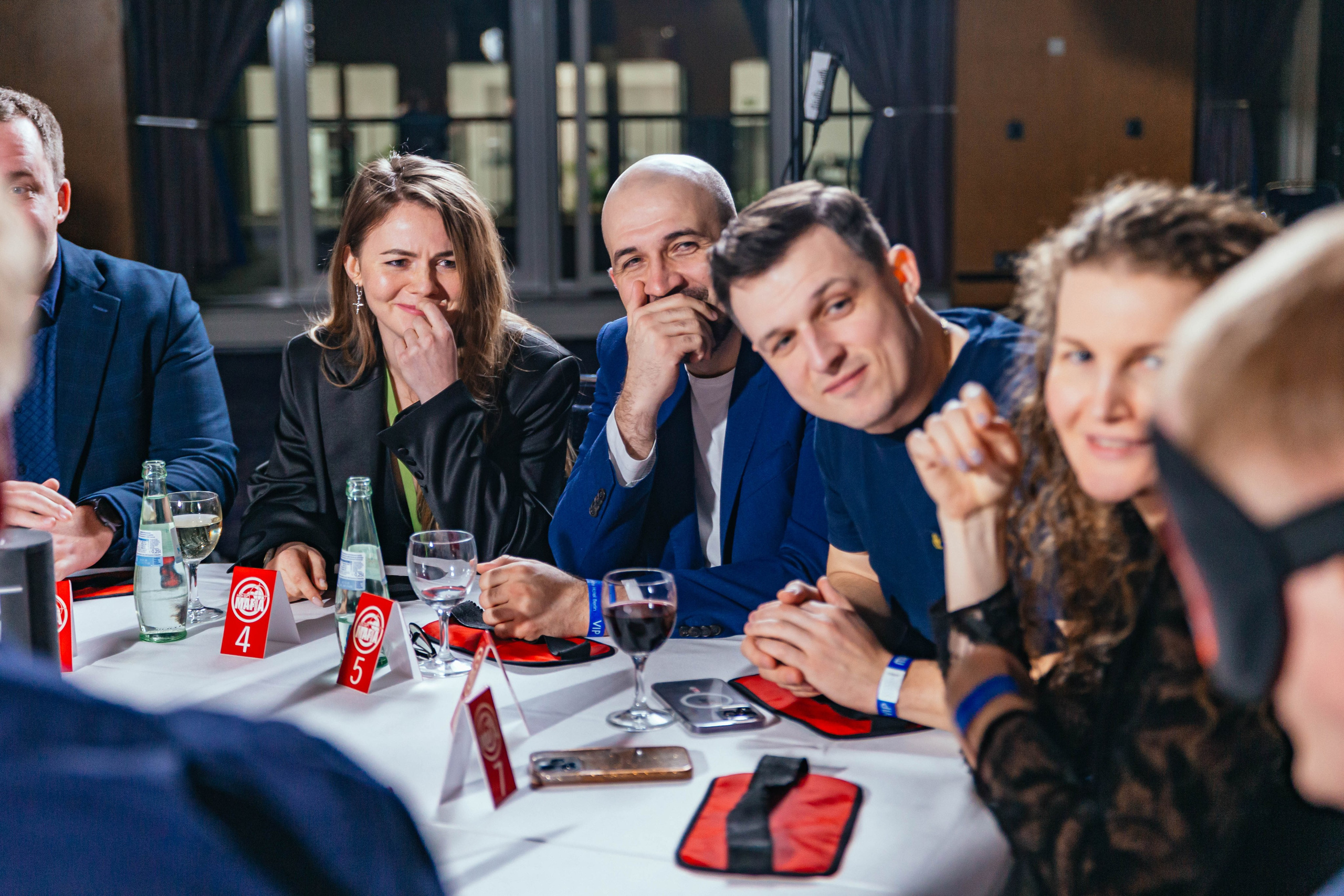 Club Bizon. Portrait family photographer in Berlin Elena Zakh