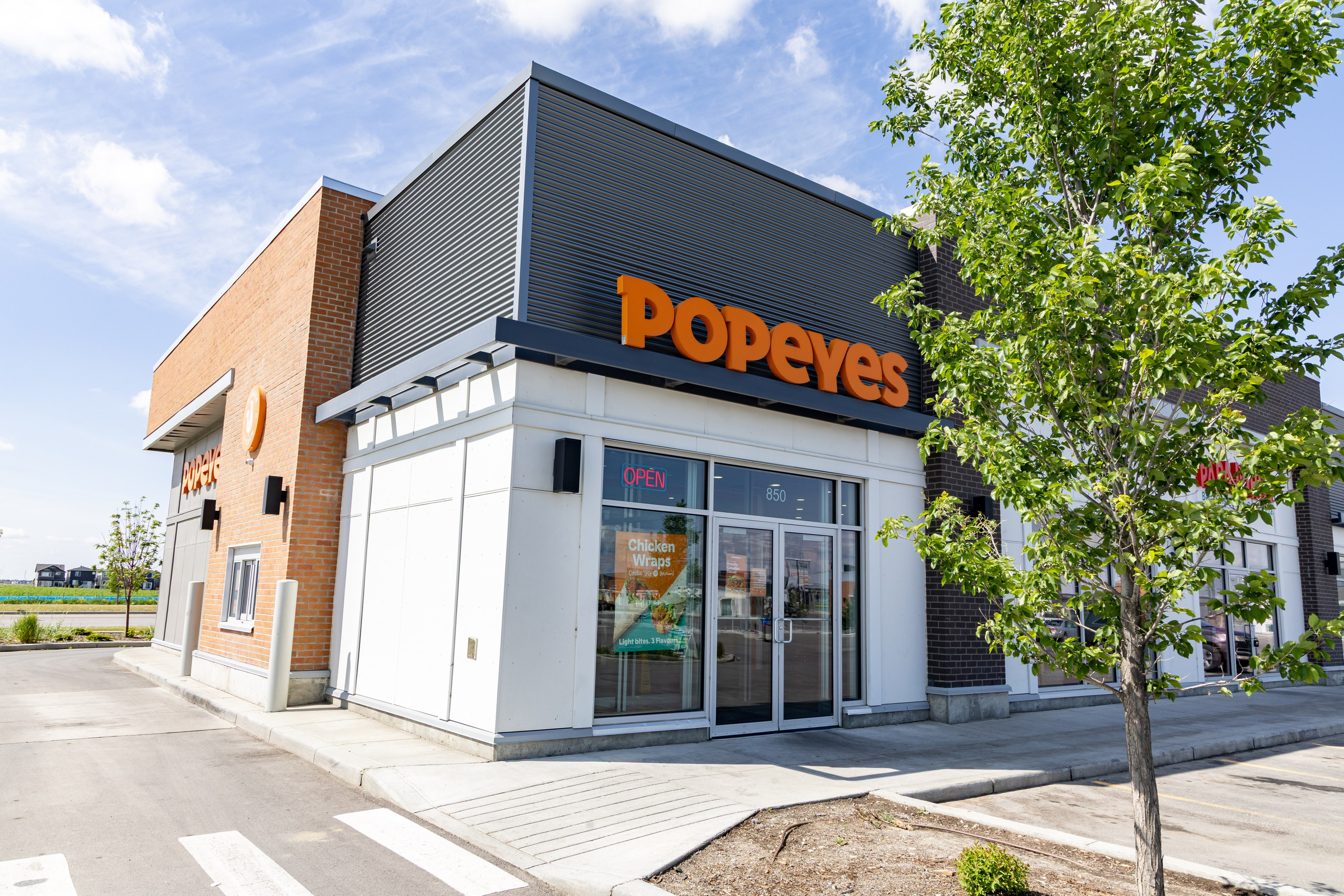 Capturing Flavor — Interior Photo Shoot for Popeyes. ProFly.club — Professional aerial filming in Calgary
