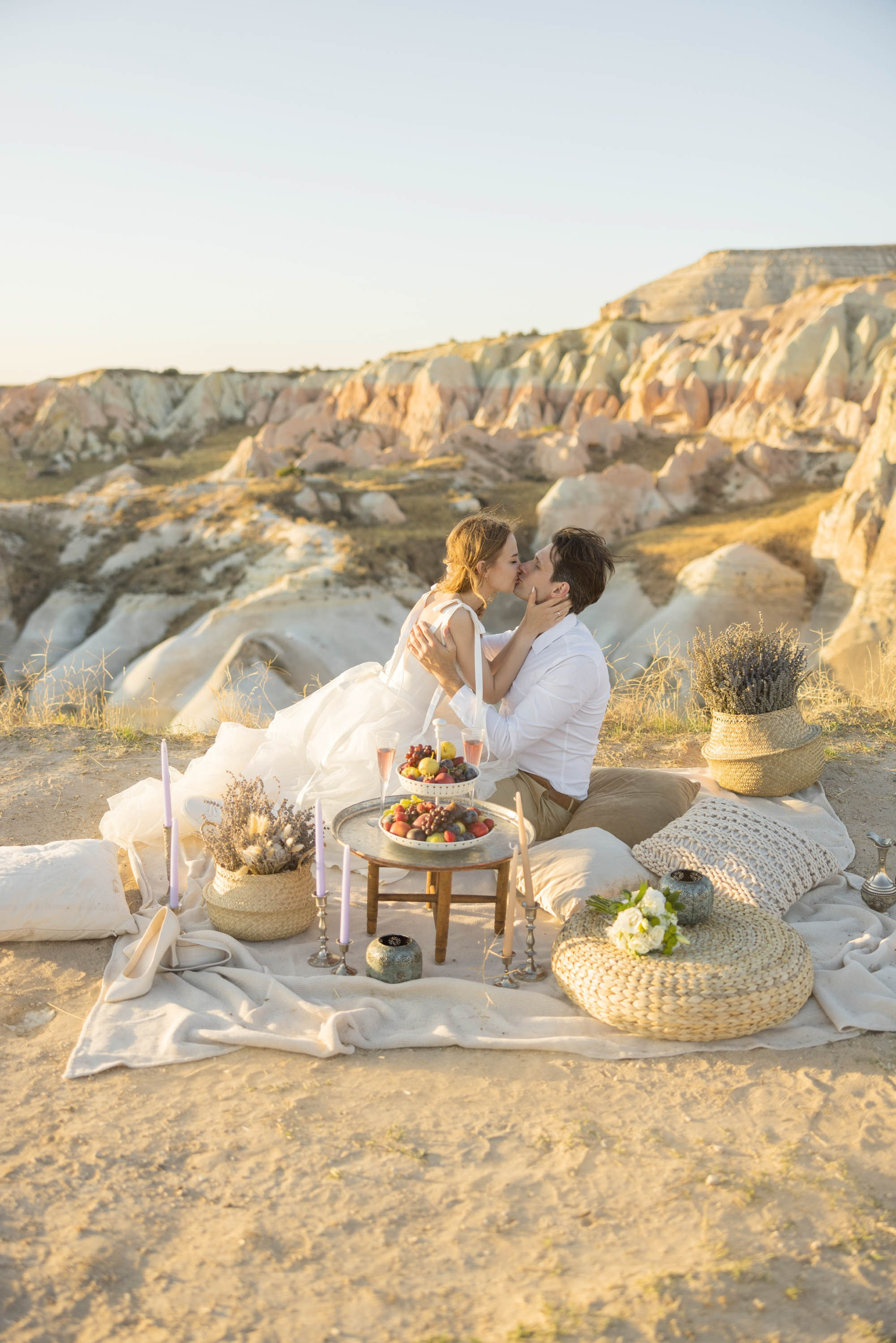Wedding photo shoot in cappadocia. Julia Ganch I Fashion Wedding Photography I Cappadocia Turkey