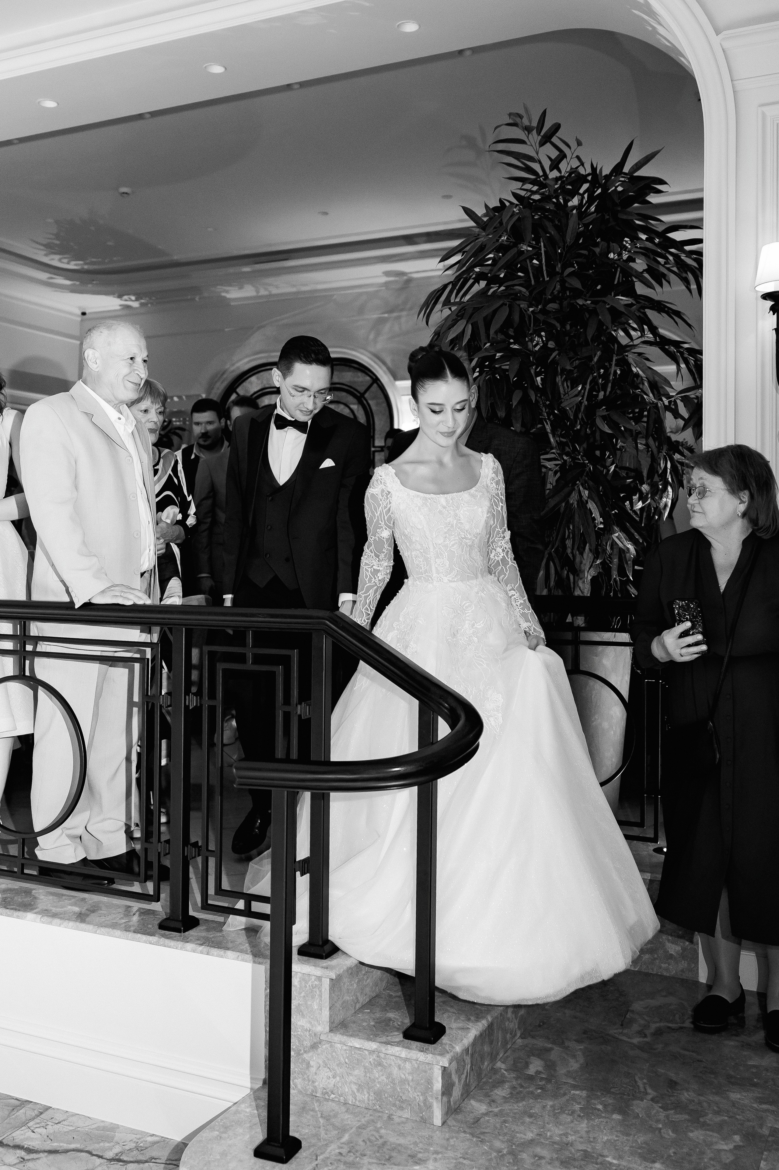 Serghei & Erica — Queen Residence. Servicii Foto și Video 067188353