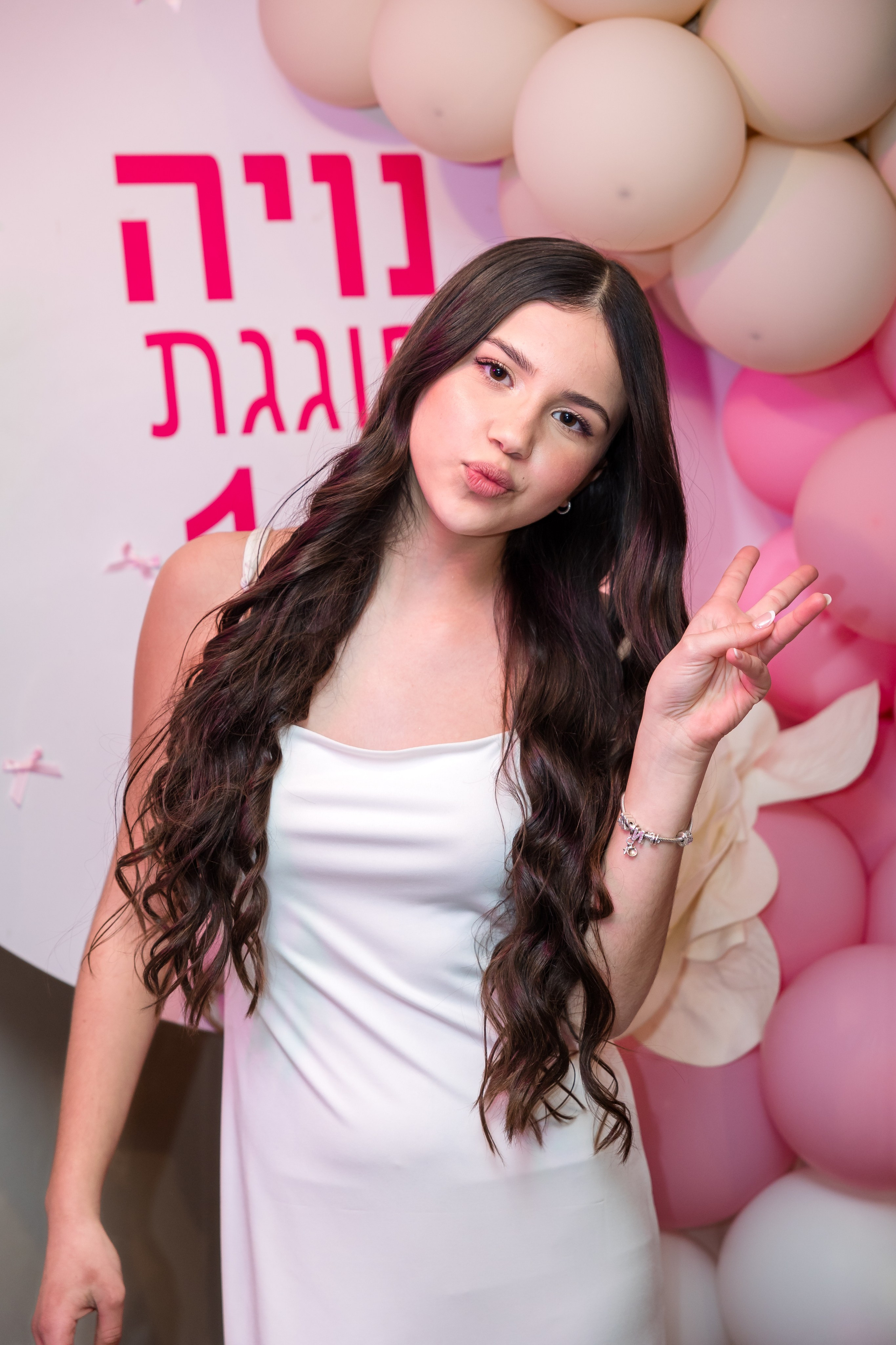 Noya. AMIR BUCHNIK PHOTOGRAPHER