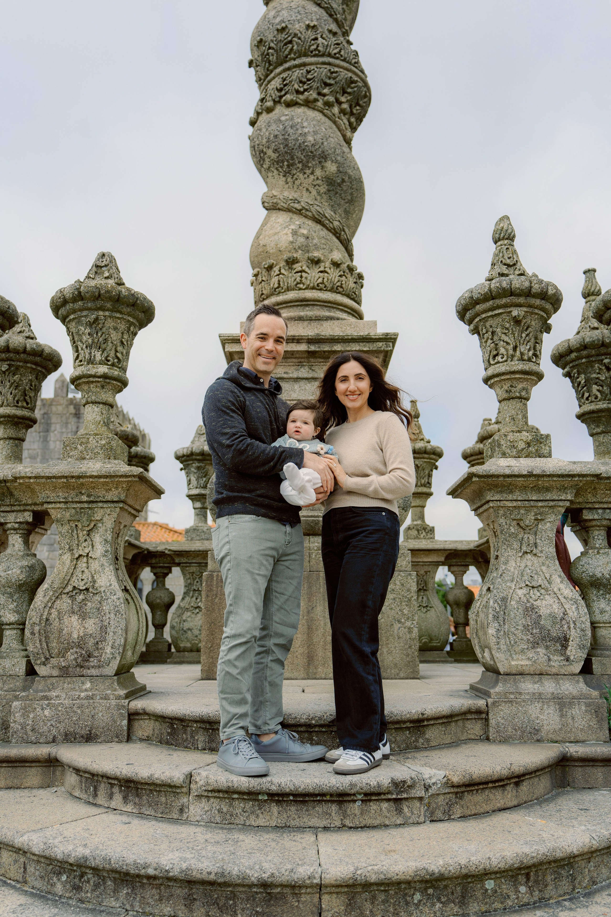 Семейная фотосессия в Порту. Фотограф в Португалии Полина Готовая