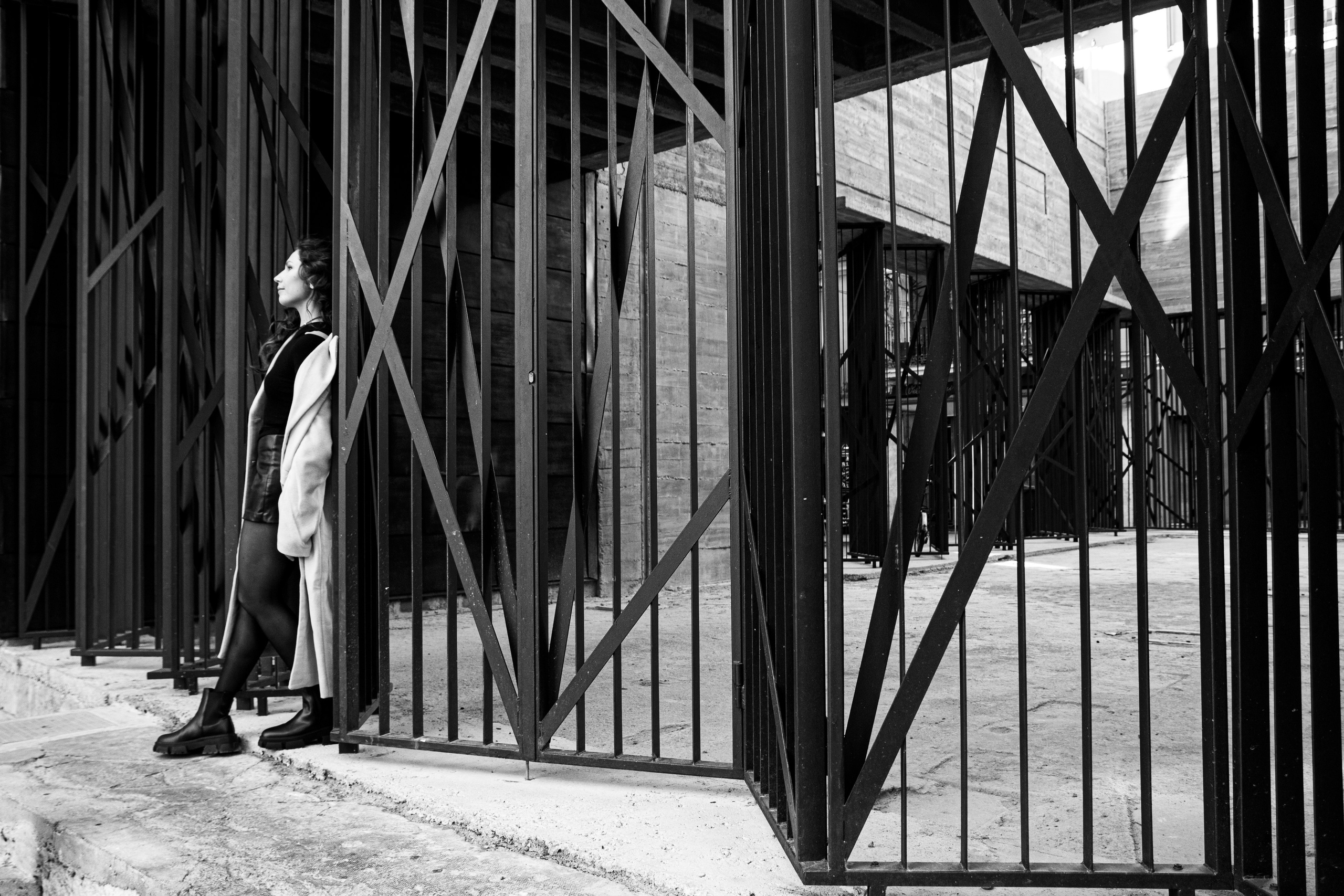 PASEO EN VALENCIA. Fotógrafa Olena Petryk. Realizo sesiones de fotos en Puerto de Sagunto