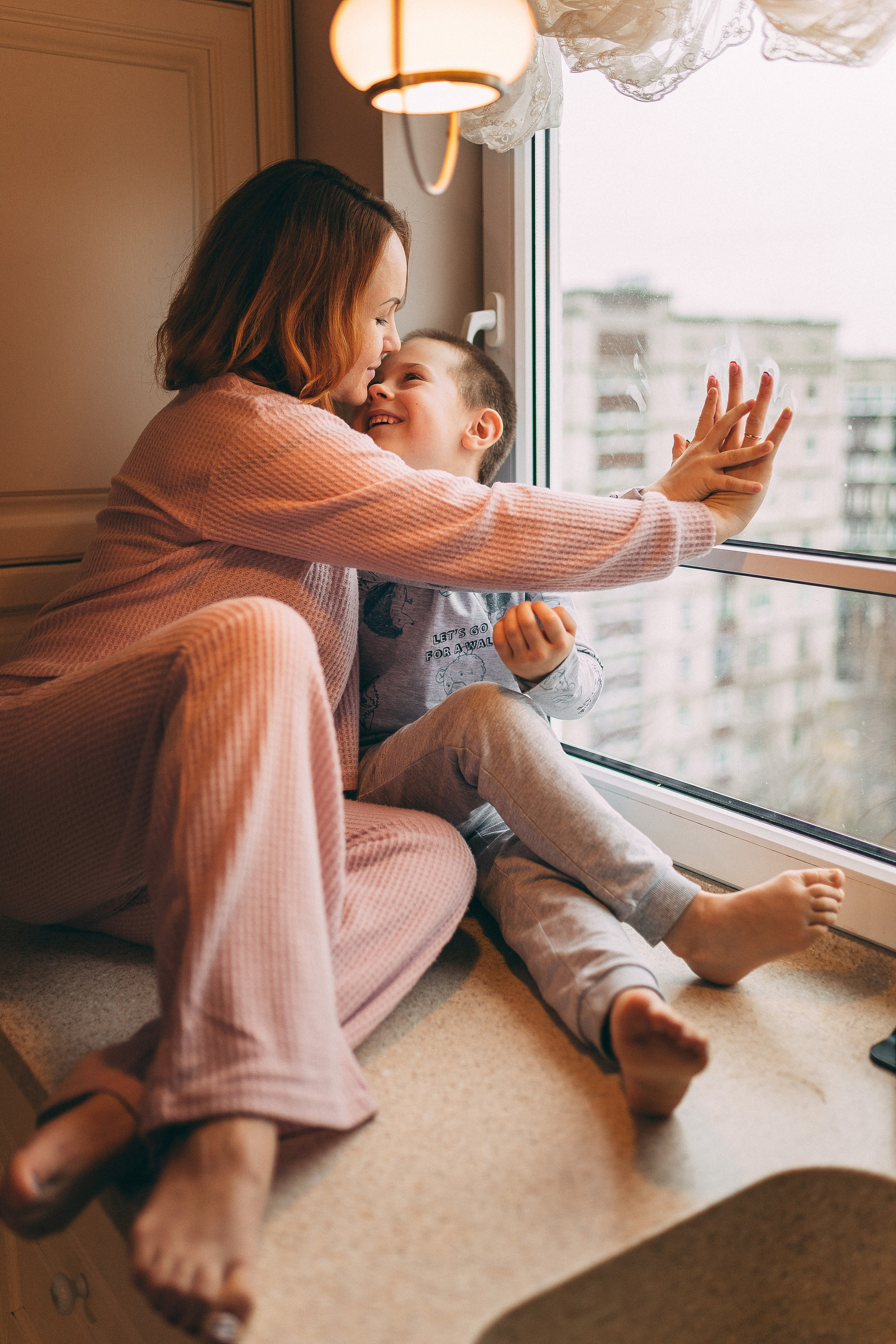 Домашняя съёмка мама с сыном. Fotogrāfs Rīgā — Katerina Gordik