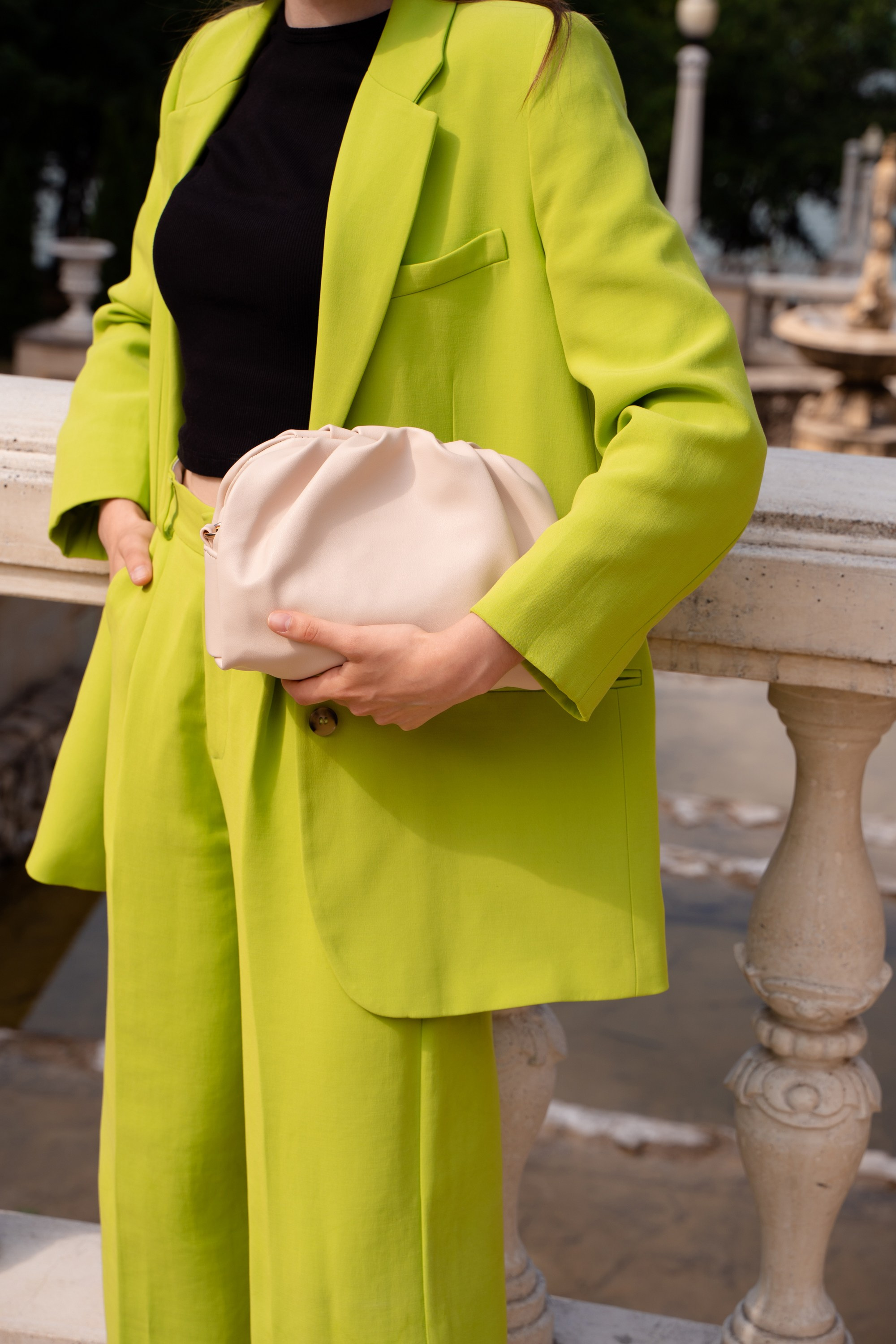 Monreve. Привет