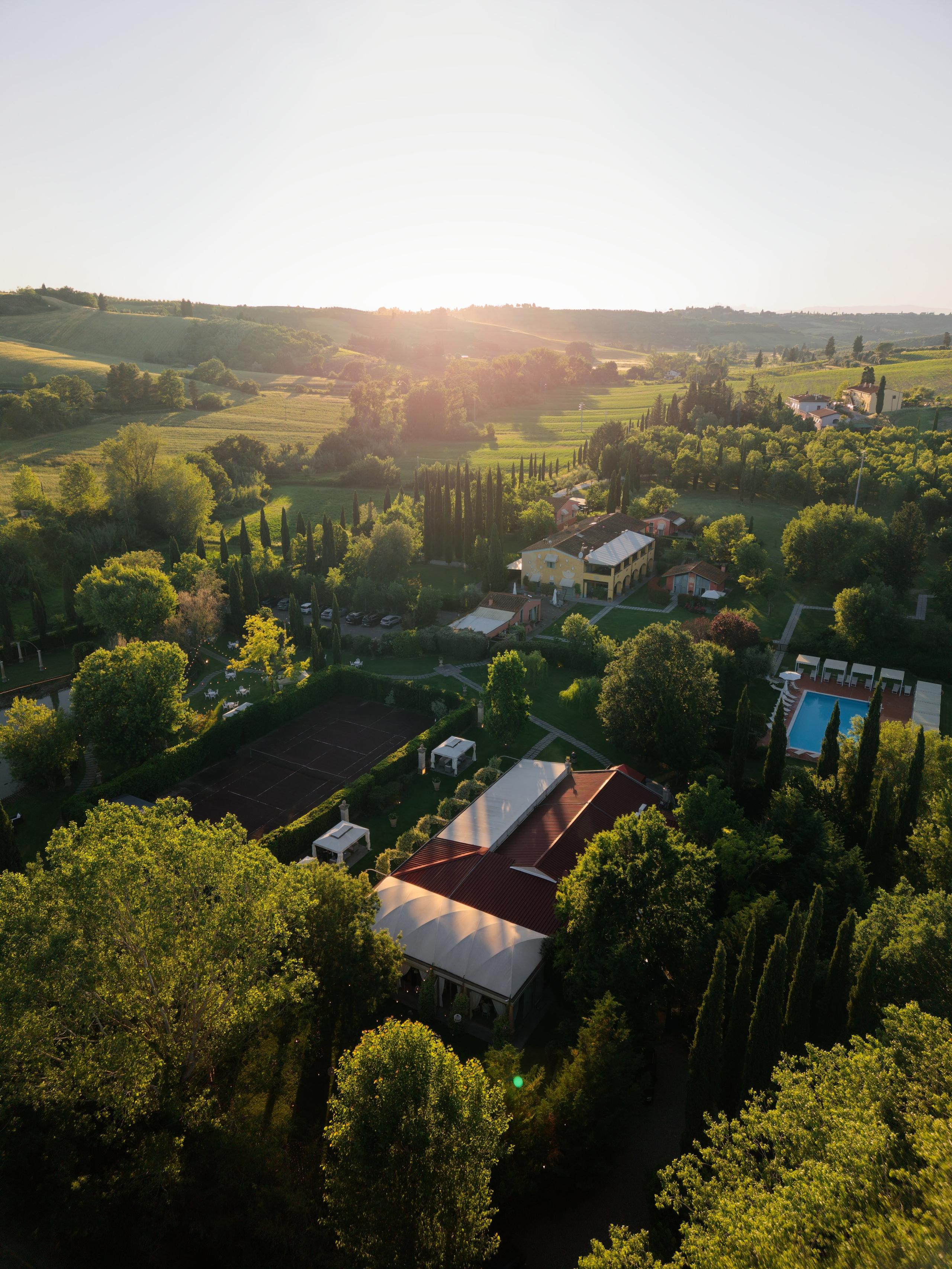 Pizza Party at Tenuta Massini, Florence, Italy. Destination Wedding Photographer — Nikita Burtsev