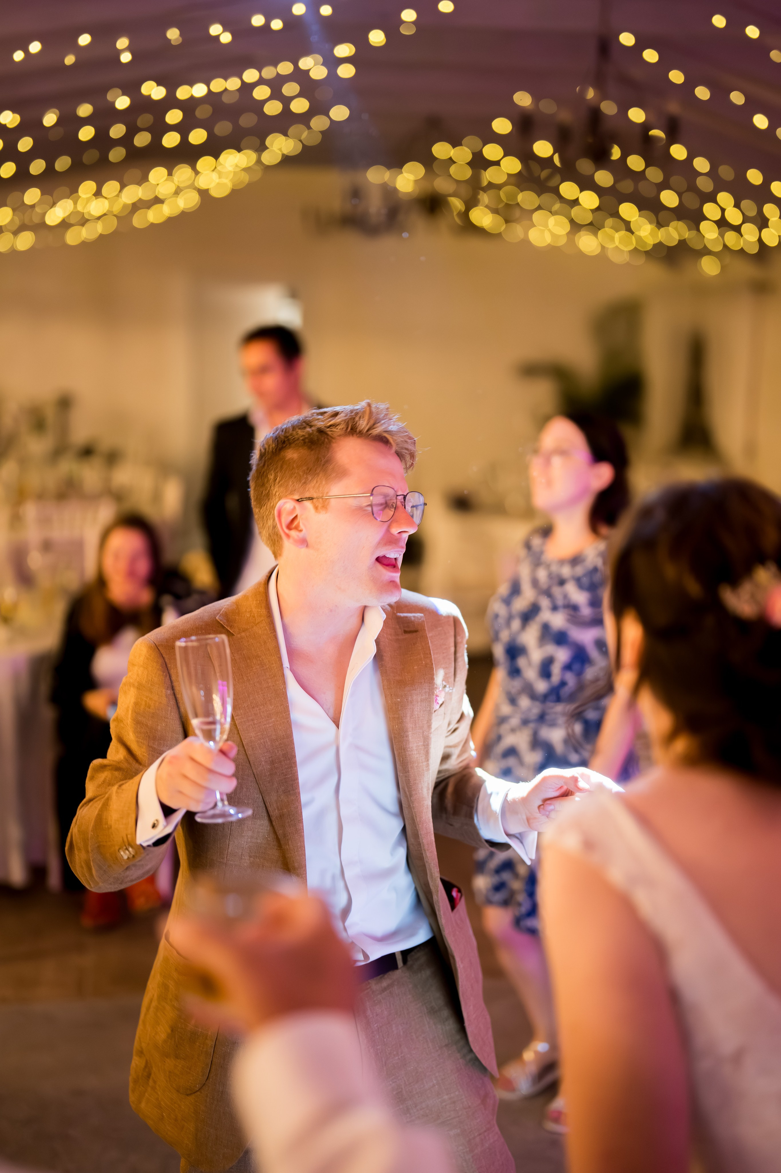 PARTY. Gabriel Florea — Fotograf nuntă București