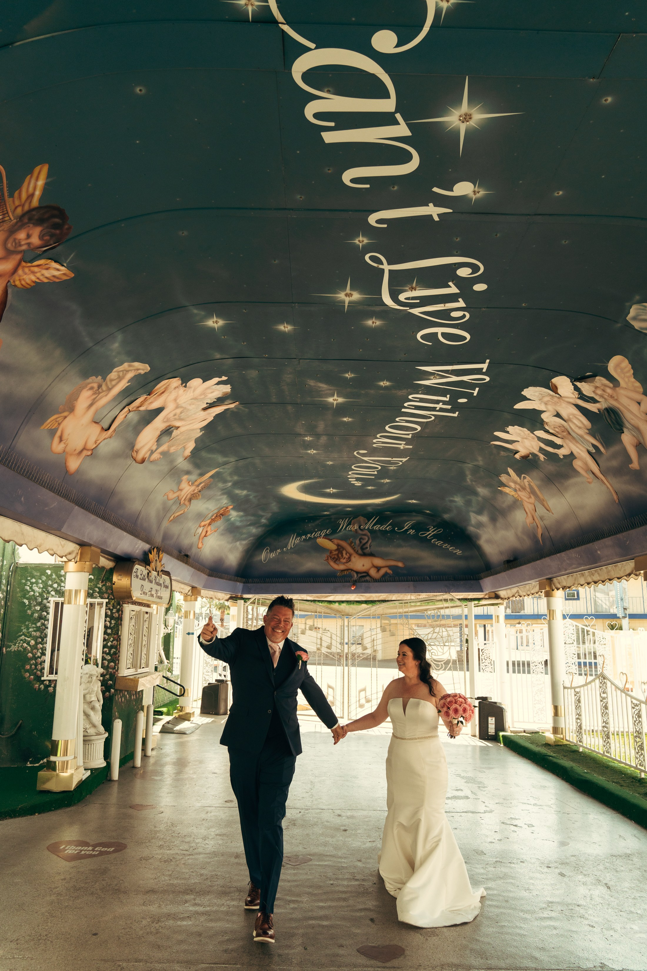 Chris&Duana. Wedding & elopement photographer Viktoriya Kravtsov. Las Vegas