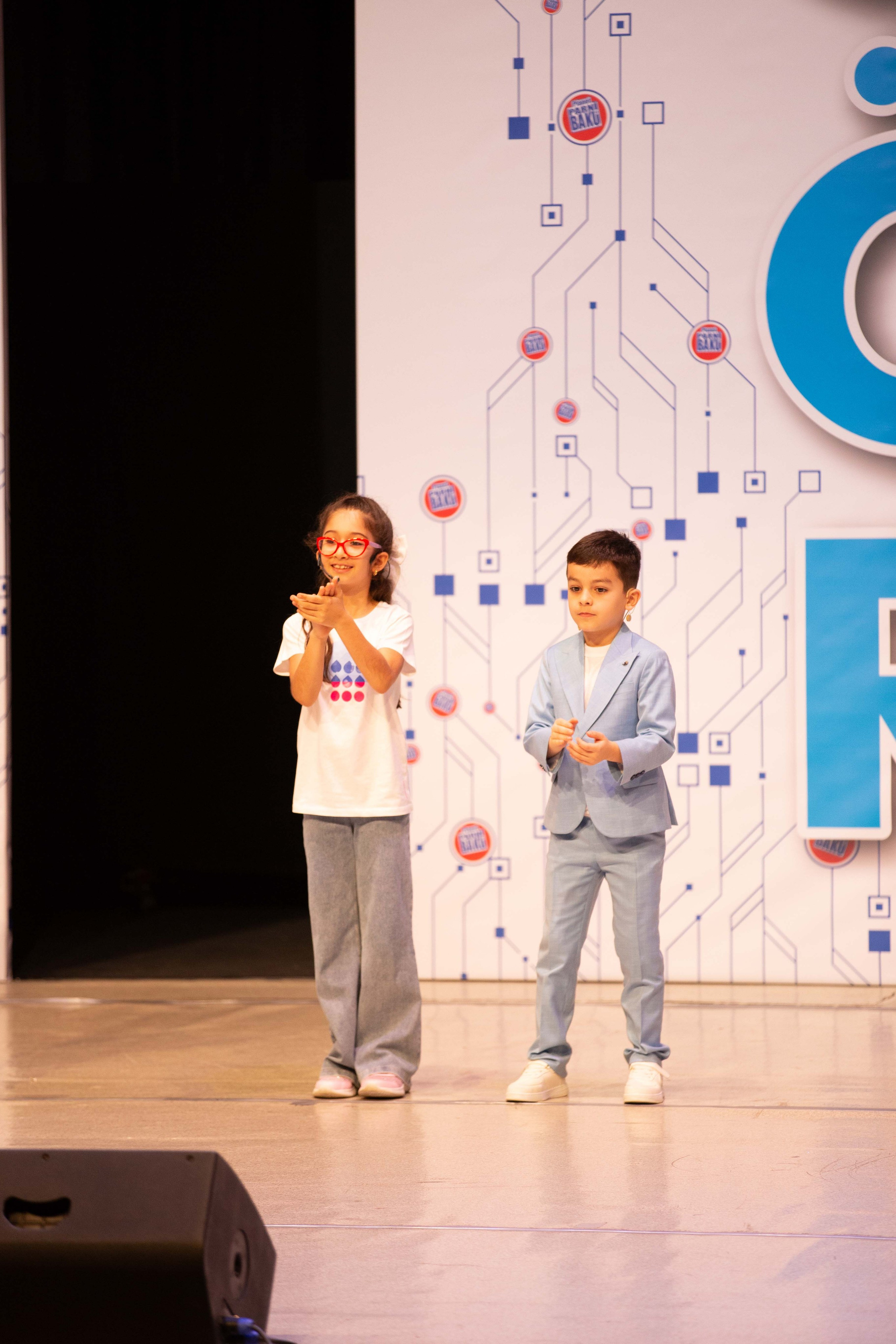 PLANET PARNI IZ BAKU. Wedding&Event photographer Ismail Rzayev in Baku