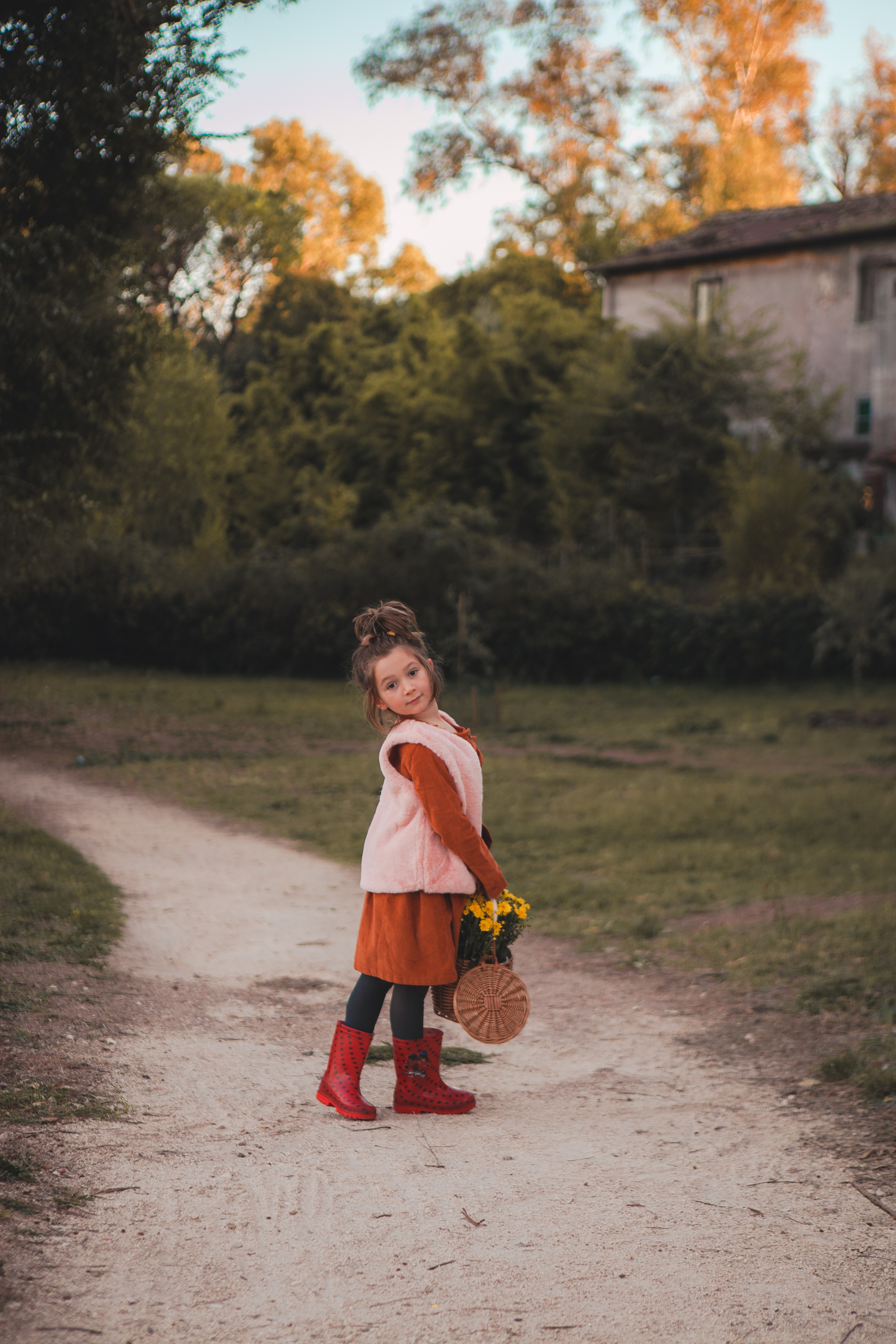 Autumn photoshooting. Professional photographer based in Rome