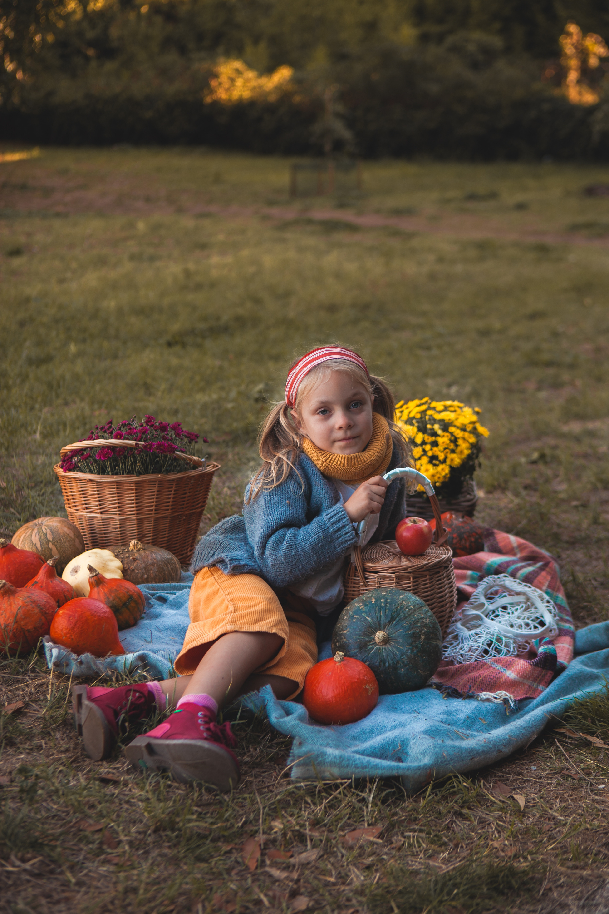 Autumn photoshooting. Professional photographer based in Rome
