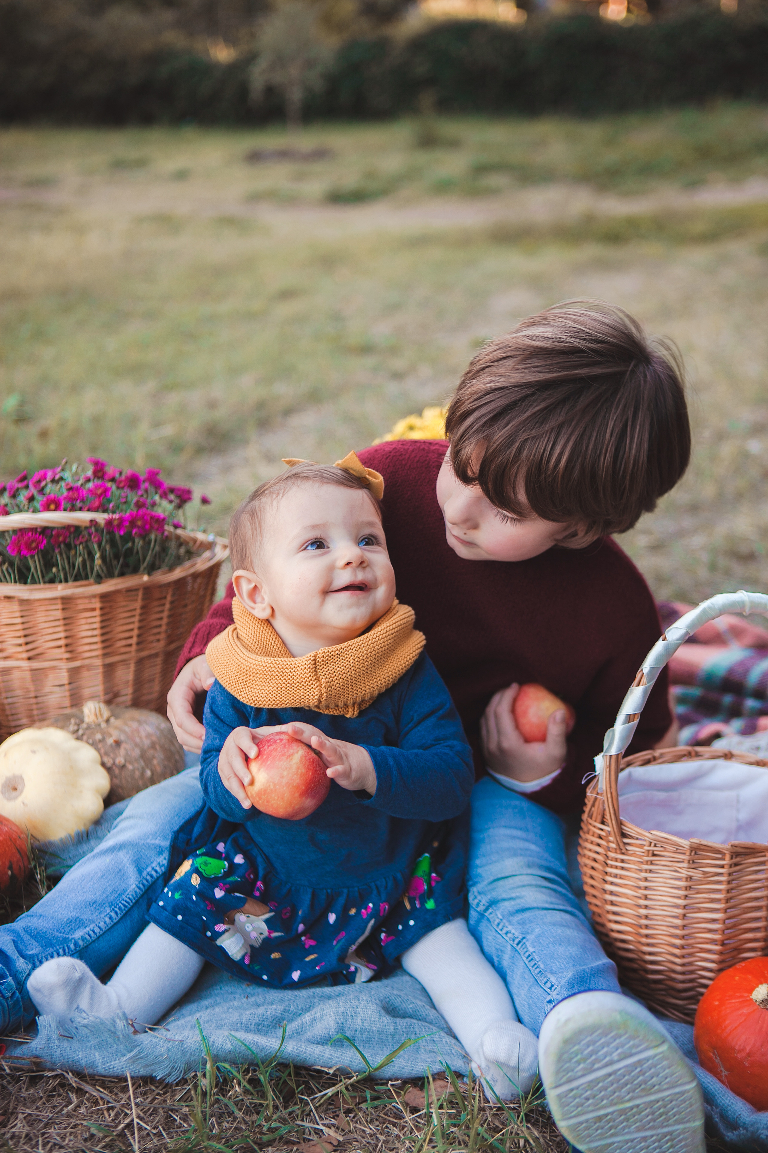 Autumn photoshooting. Professional photographer based in Rome