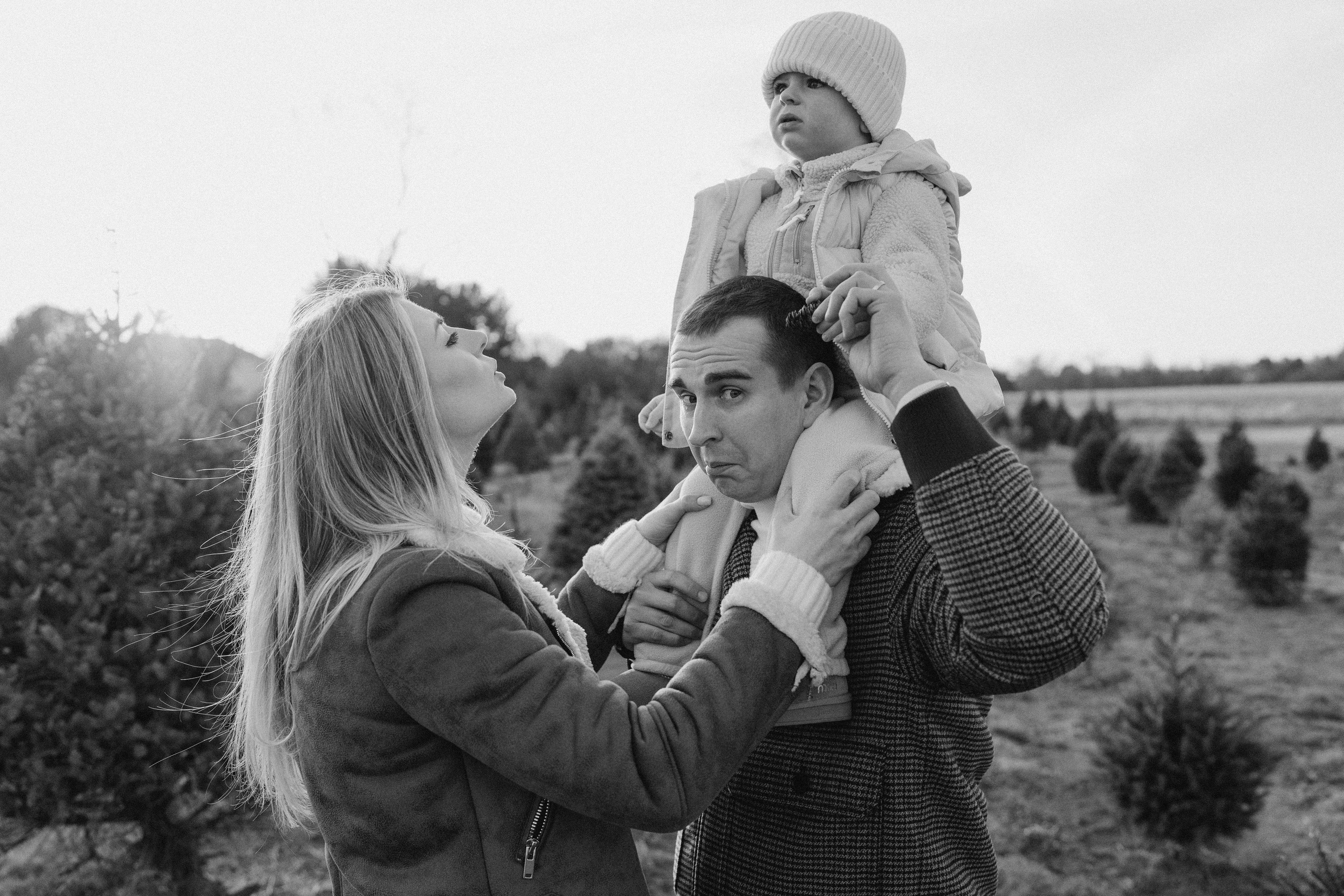 Christmas Farm Photography – Festive & Cozy Memories. Alisa Tant — Family and newborn photographer Bucks County, Montgomery county, Philadelphia, NJ