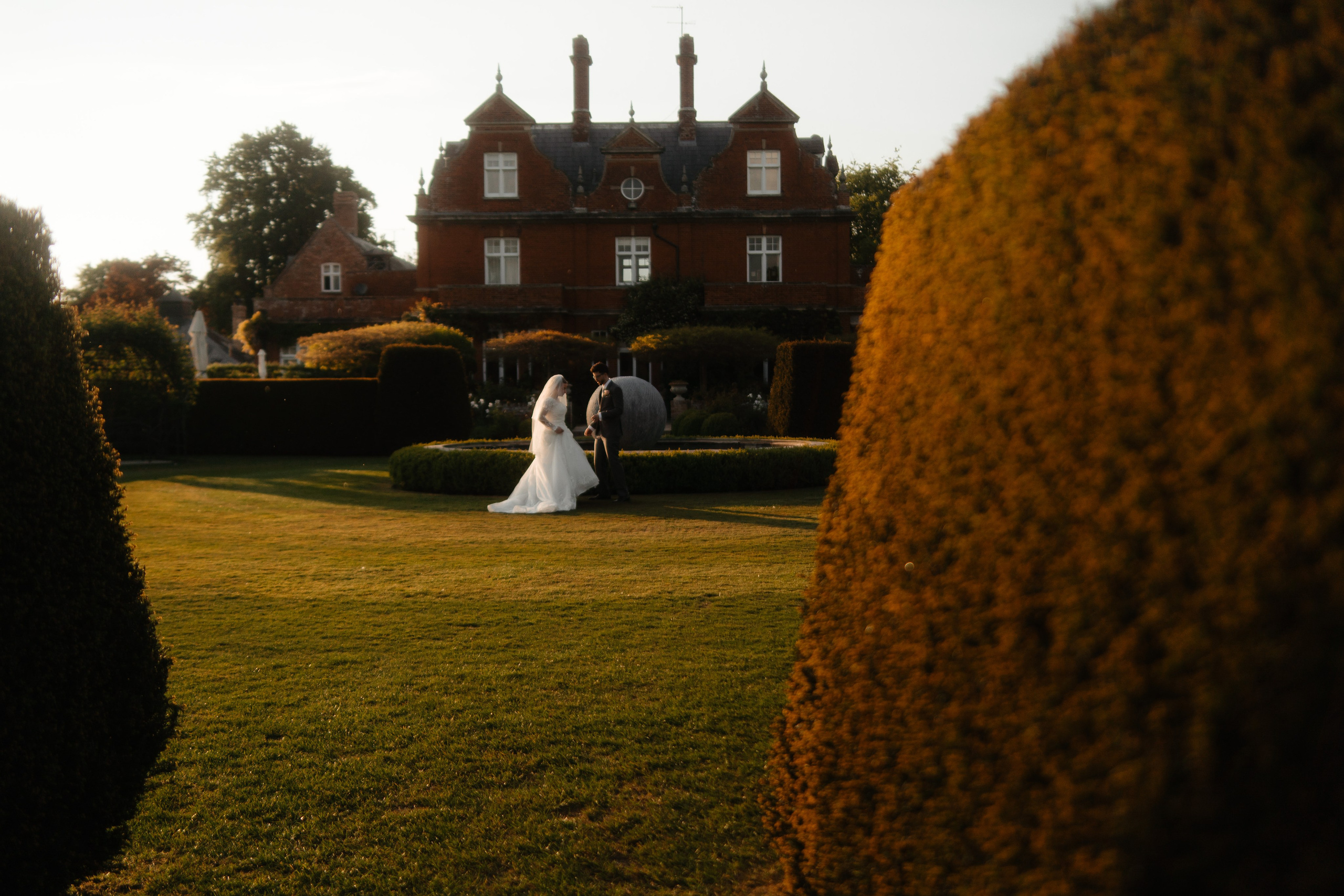 Daniel + Amy / Sesiune foto Nunta. Foto-Video Nunta Iasi, Suceava, Bucuresti / Disponibilitate 2025 — 2026 — 2027