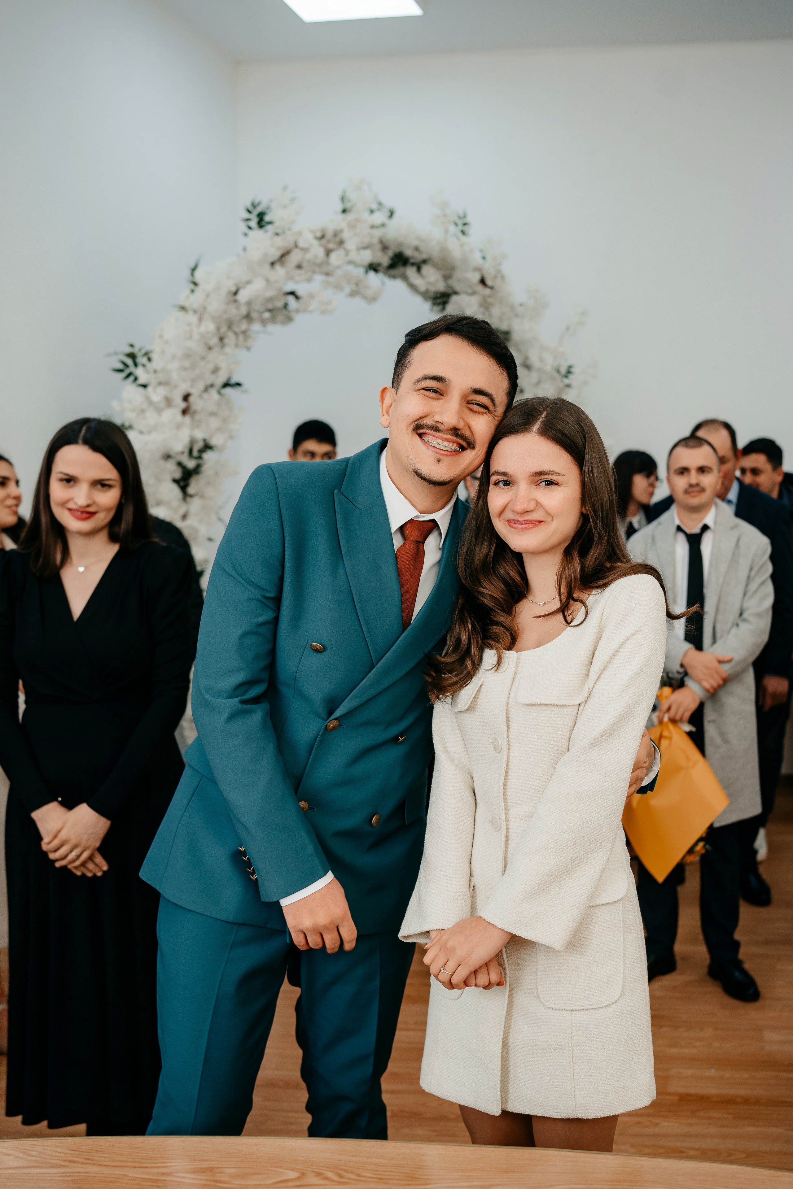 Sedinta Foto la Castelul Ghika. Raw Studio. Fotograful tau de nunta!